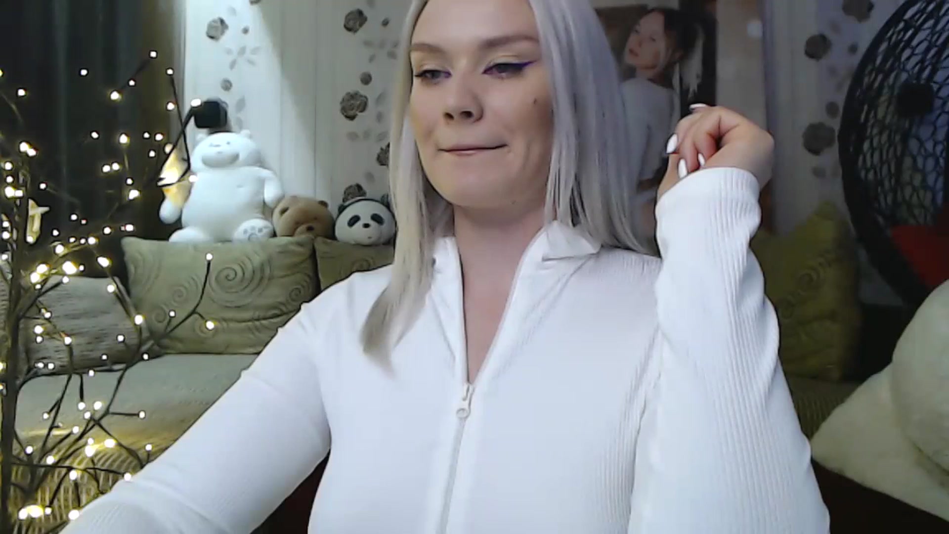 Gallery image thumbnail from RoomOfBears's myfreecams stream on, 09/23/2023, 17:00 image 1 of 20