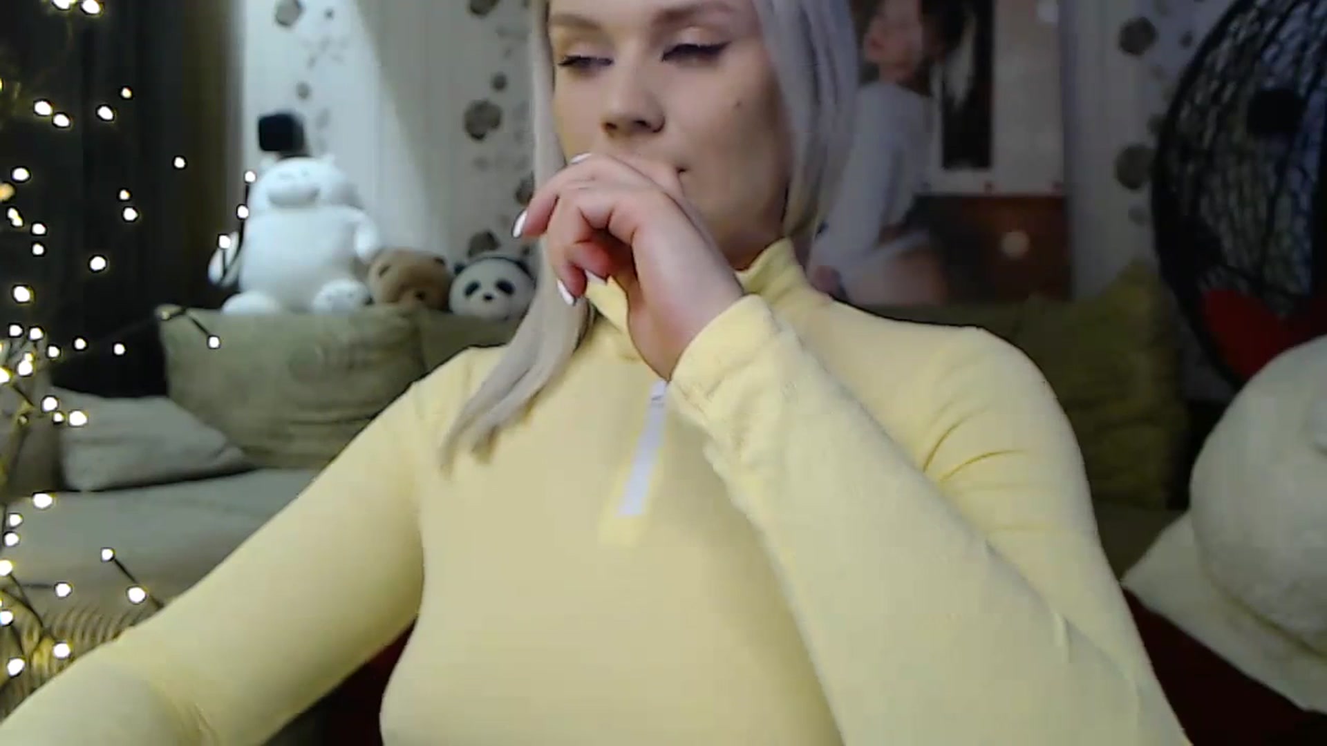 Gallery image thumbnail from RoomOfBears's myfreecams stream on, 09/24/2023, 16:23 image 14 of 20