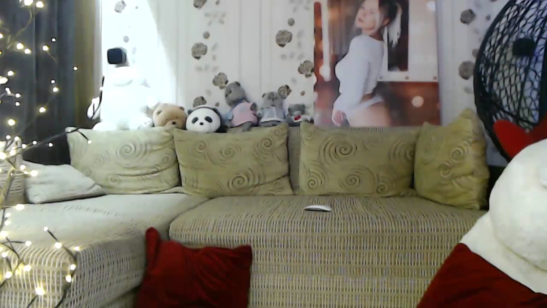 Gallery image thumbnail from RoomOfBears's myfreecams stream on, 09/24/2023, 16:23 image 16 of 20