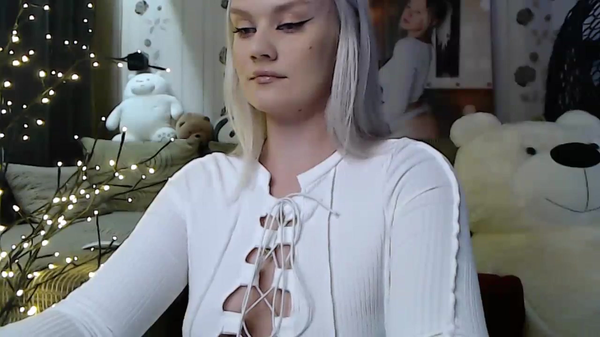 Gallery image thumbnail from RoomOfBears's myfreecams stream on, 09/30/2023, 14:44 image 2 of 20