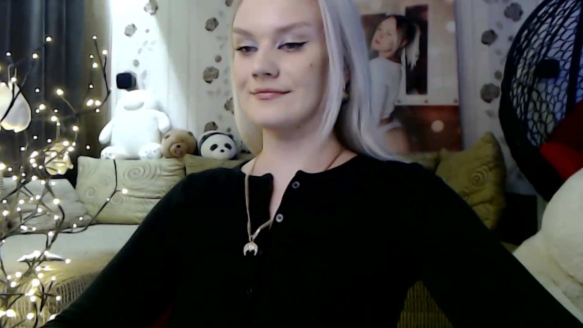 Gallery image thumbnail from RoomOfBears's myfreecams stream on, 10/07/2023, 16:41 image 12 of 20