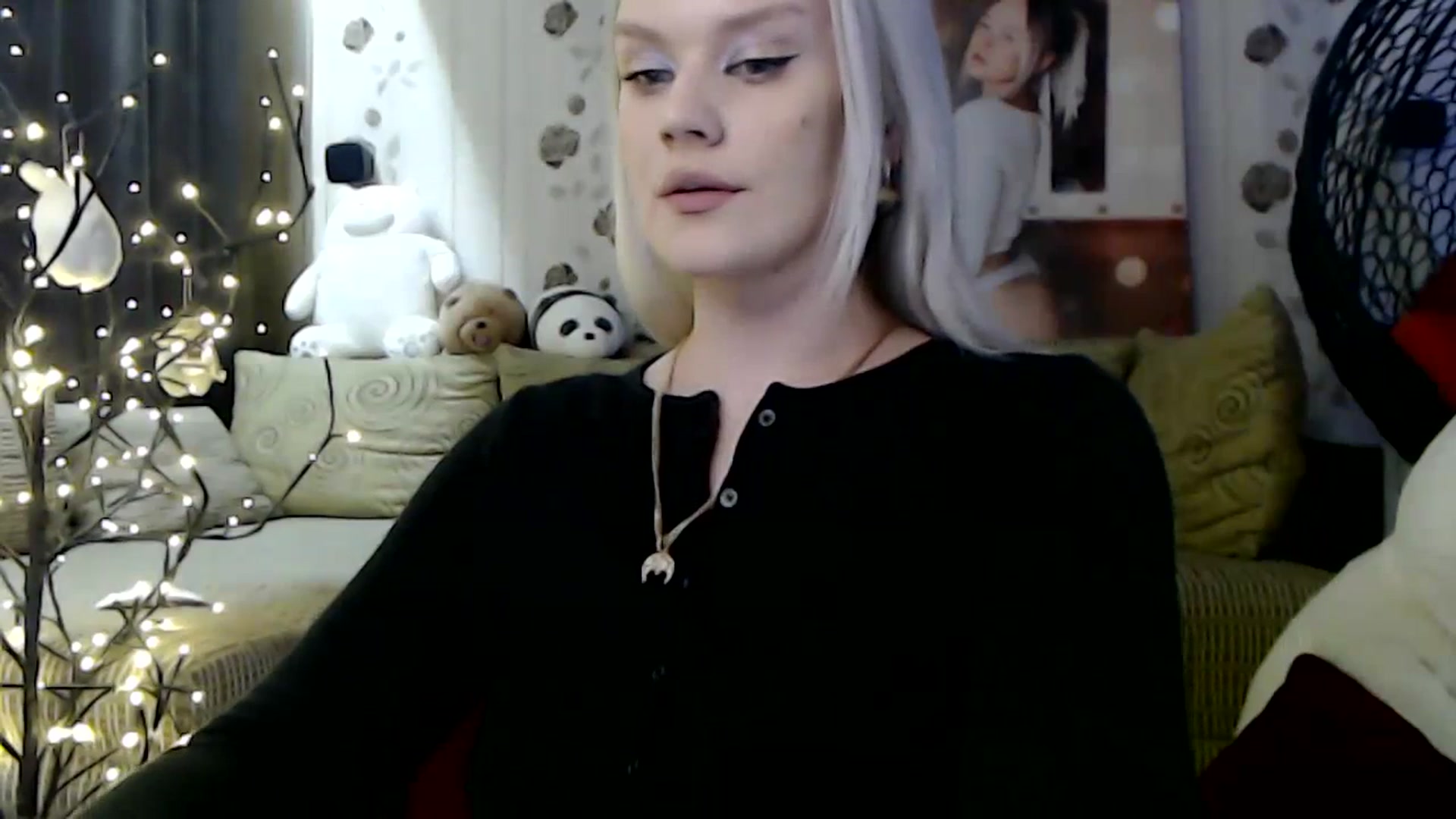 Gallery image thumbnail from RoomOfBears's myfreecams stream on, 10/07/2023, 16:41 image 14 of 20