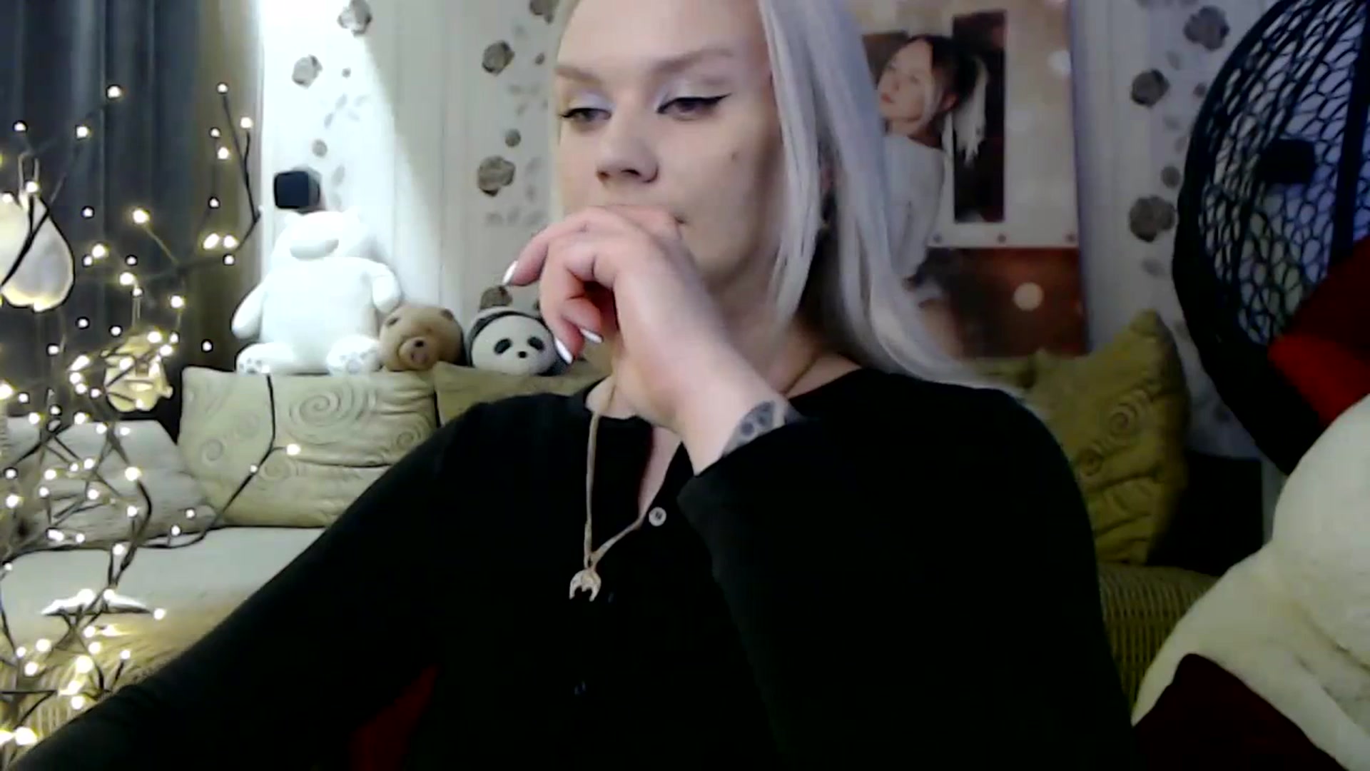 Gallery image thumbnail from RoomOfBears's myfreecams stream on, 10/07/2023, 16:41 image 10 of 20
