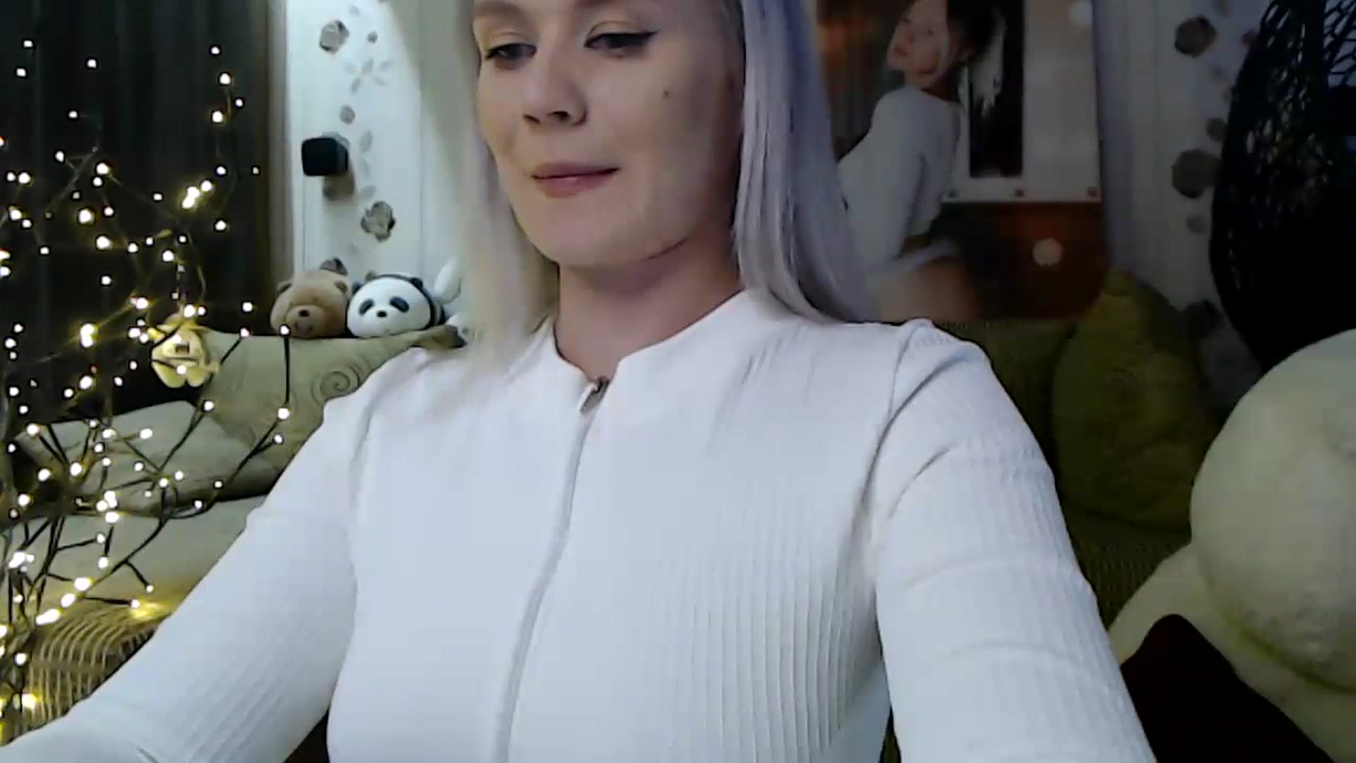 Gallery image thumbnail from RoomOfBears's myfreecams stream on, 10/17/2023, 17:12 image 7 of 20