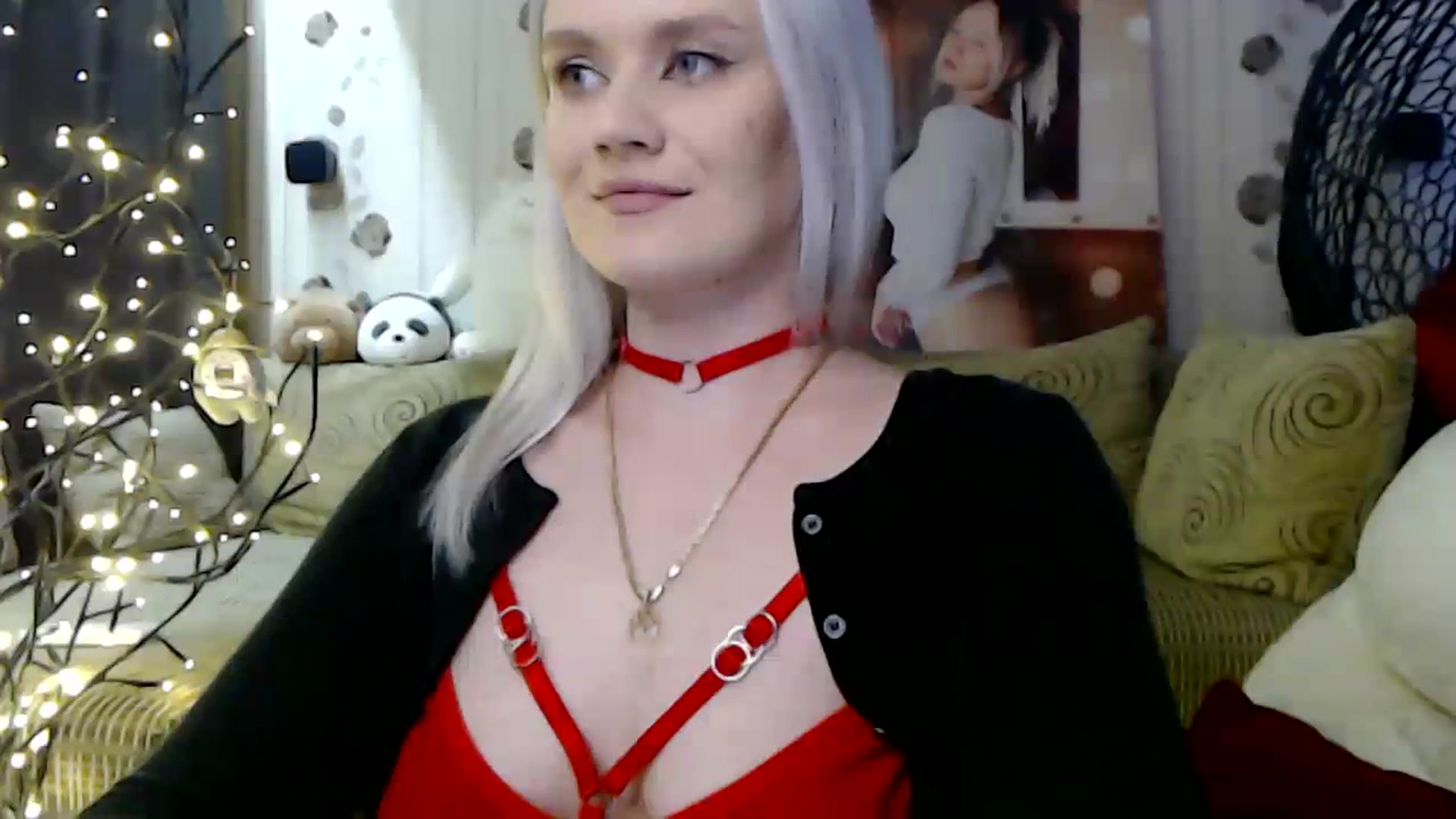 Gallery image thumbnail from RoomOfBears's myfreecams stream on, 10/22/2023, 16:56 image 13 of 20