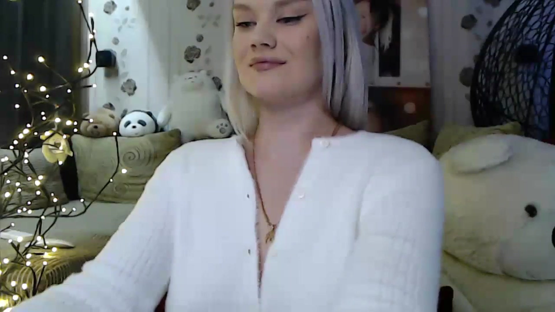 Gallery image thumbnail from RoomOfBears's myfreecams stream on, 10/24/2023, 16:09 image 4 of 20