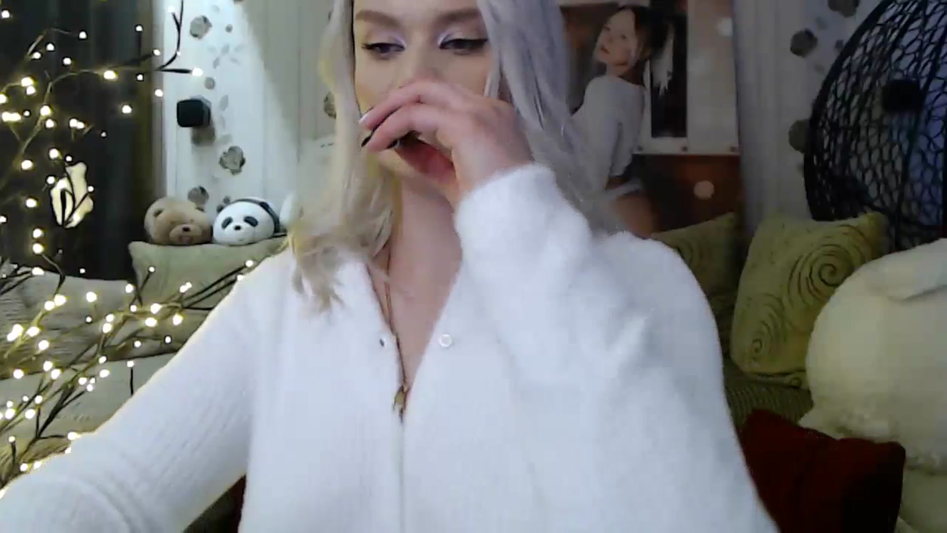 Gallery image thumbnail from RoomOfBears's myfreecams stream on, 10/25/2023, 17:08 image 8 of 20