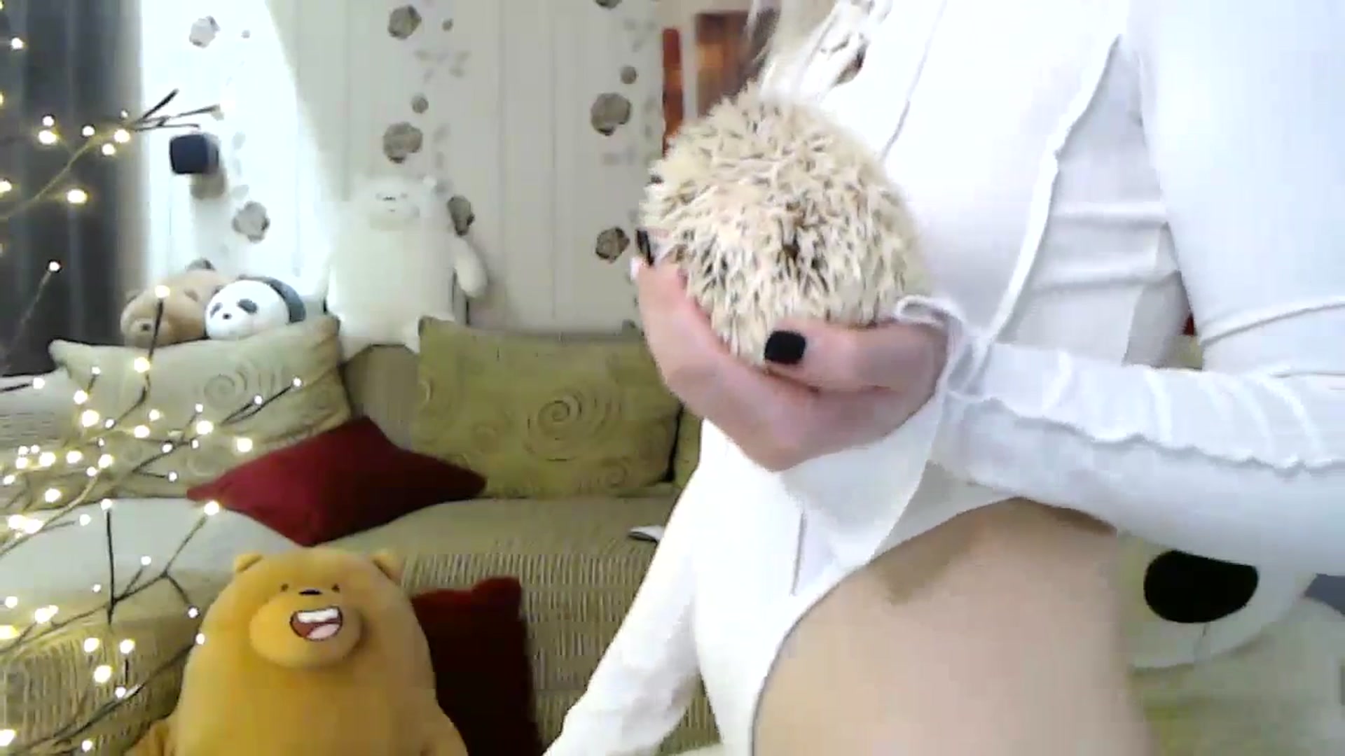 Gallery image thumbnail from RoomOfBears's myfreecams stream on, 11/24/2023, 15:47 image 18 of 20