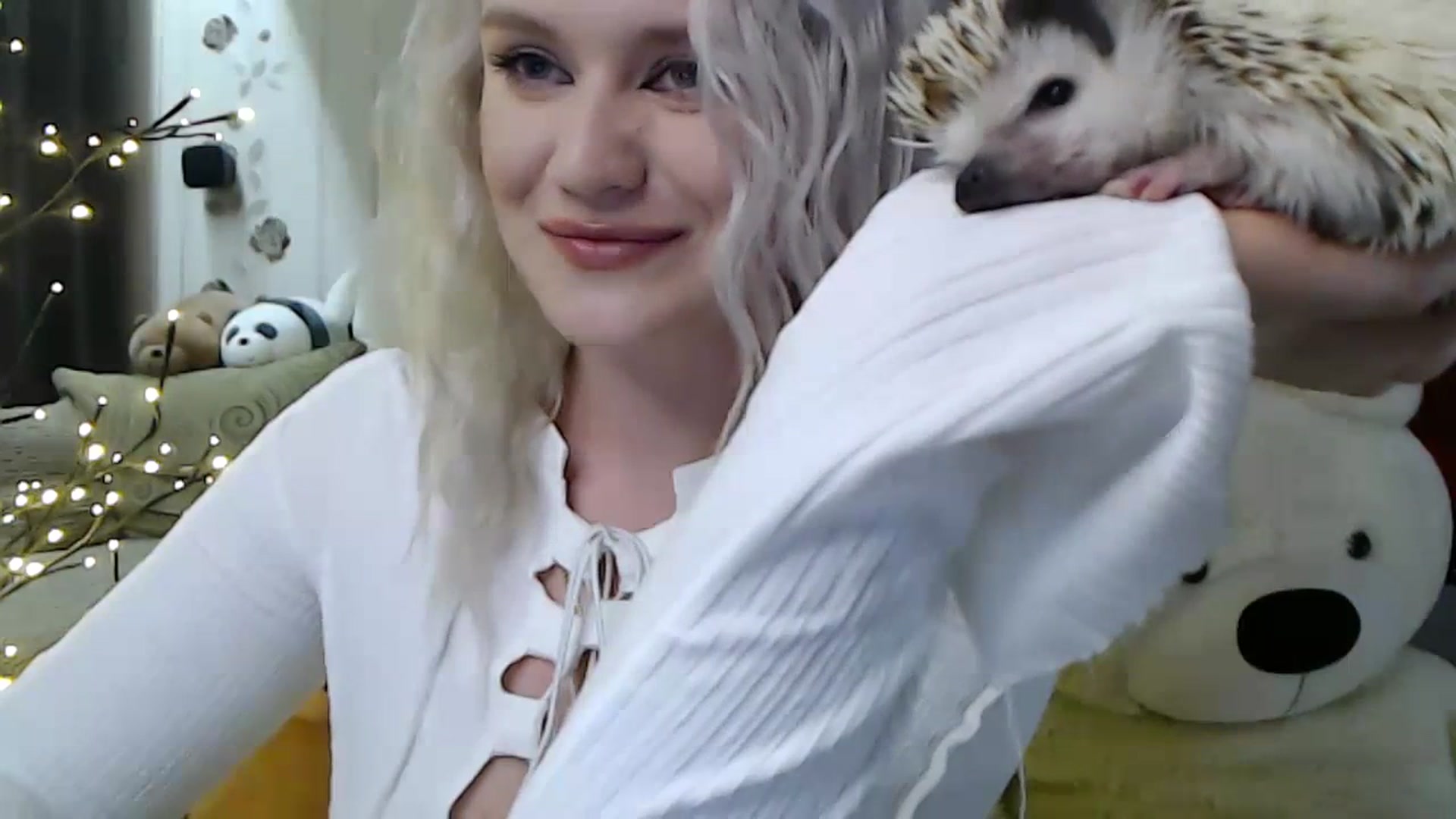 Gallery image thumbnail from RoomOfBears's myfreecams stream on, 11/24/2023, 15:47 image 20 of 20
