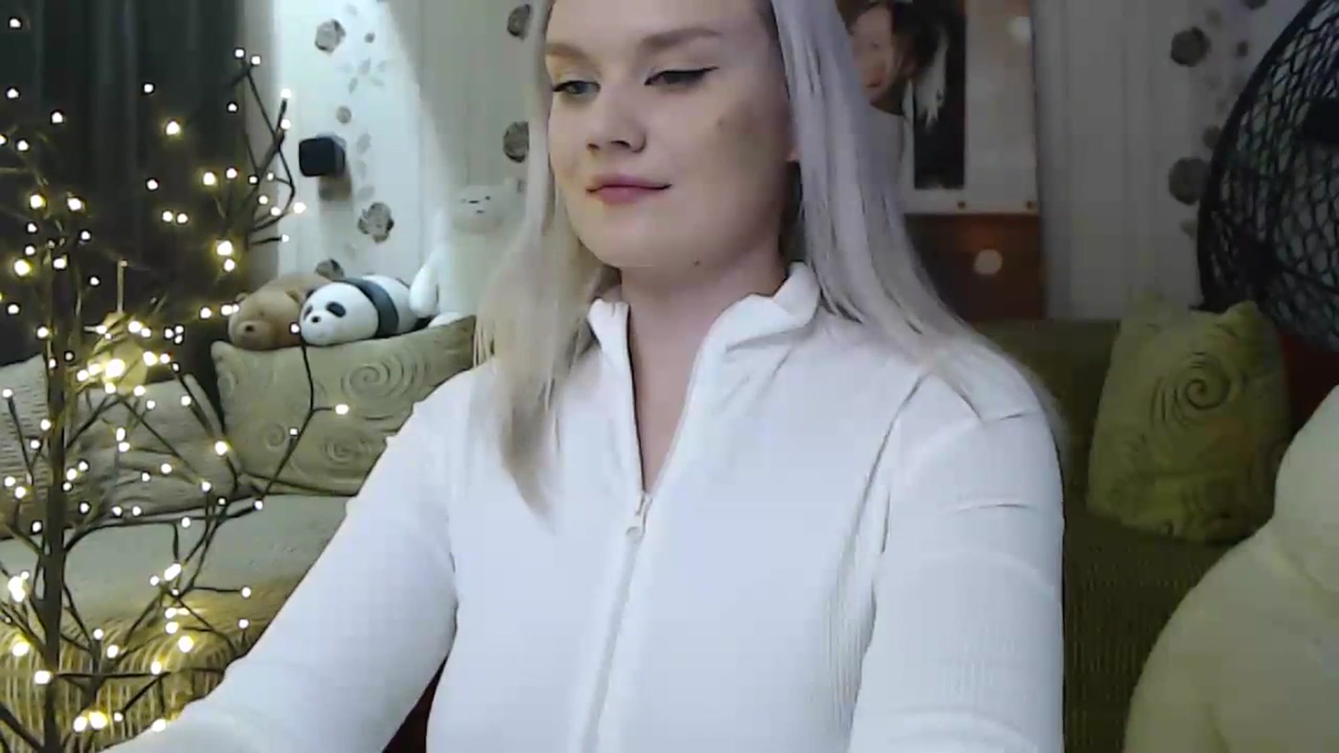 Gallery image thumbnail from RoomOfBears's myfreecams stream on, 12/05/2023, 18:13 image 4 of 20
