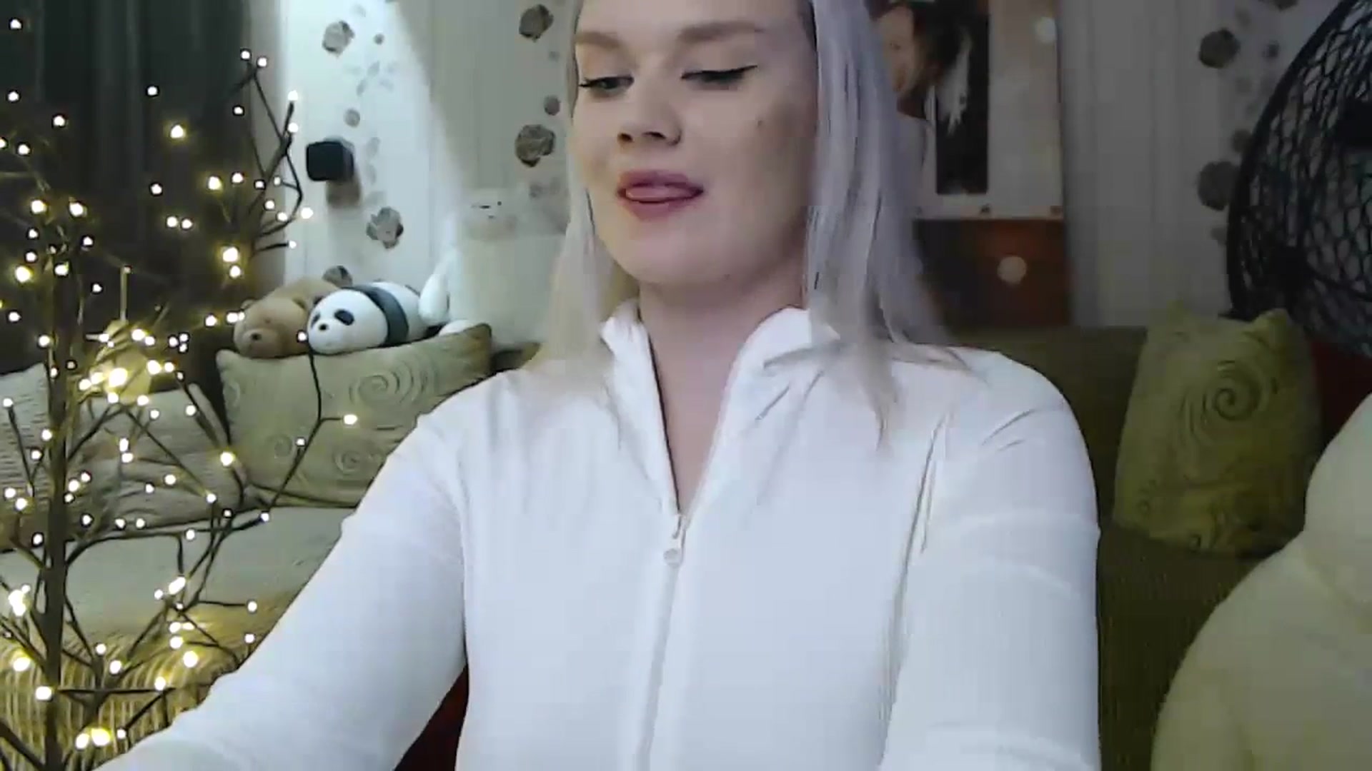 Gallery image thumbnail from RoomOfBears's myfreecams stream on, 12/05/2023, 18:13 image 10 of 20