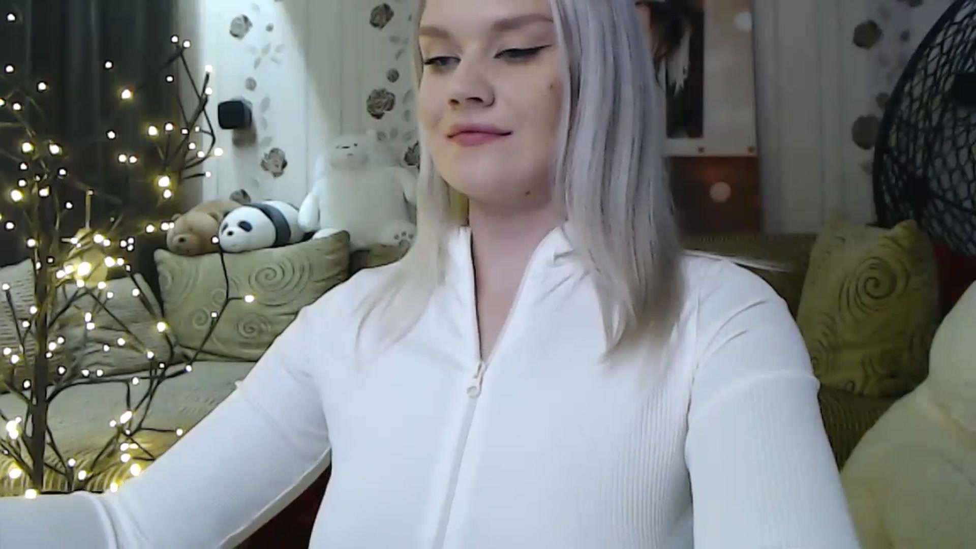 Gallery image thumbnail from RoomOfBears's myfreecams stream on, 12/05/2023, 18:13 image 20 of 20
