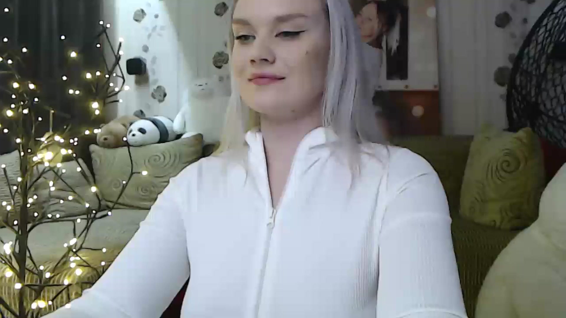 Gallery image thumbnail from RoomOfBears's myfreecams stream on, 12/05/2023, 18:13 image 12 of 20