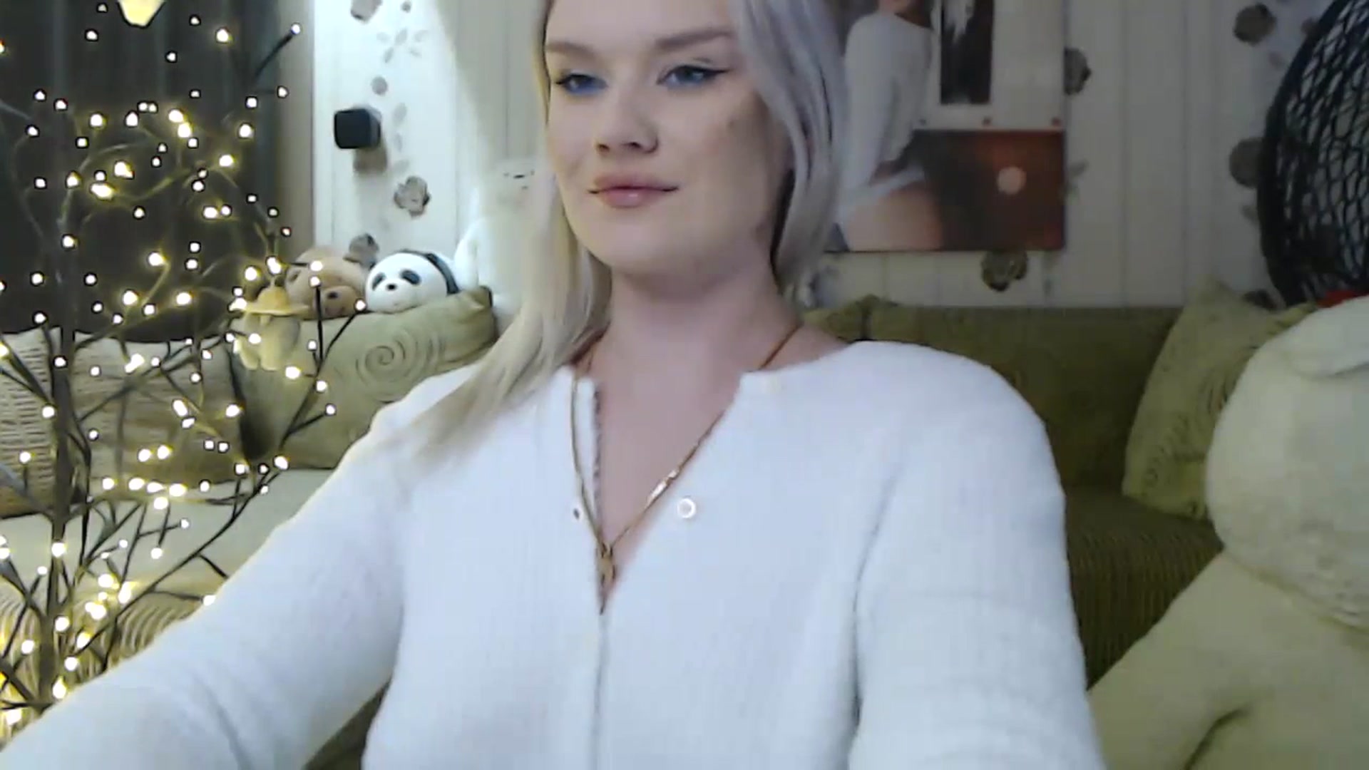 Gallery image thumbnail from RoomOfBears's myfreecams stream on, 12/12/2023, 16:57 image 2 of 20