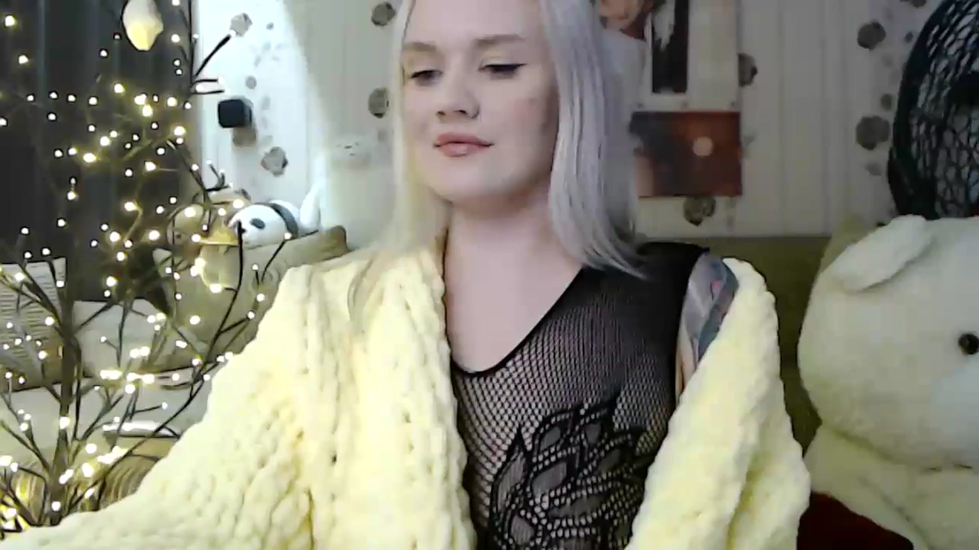 Gallery image thumbnail from RoomOfBears's myfreecams stream on, 12/20/2023, 17:03 image 1 of 20