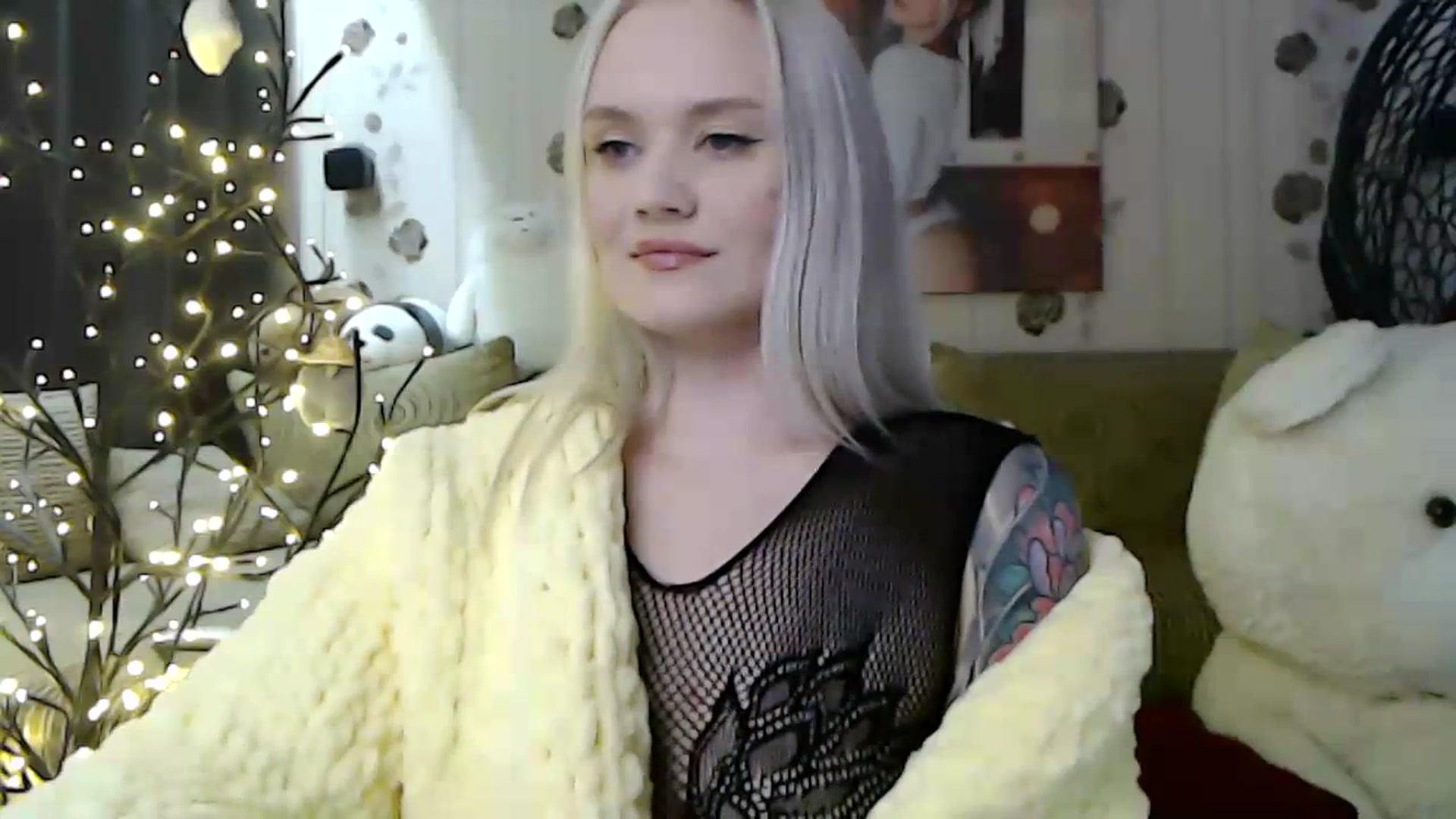 Gallery image thumbnail from RoomOfBears's myfreecams stream on, 12/20/2023, 17:03 image 5 of 20