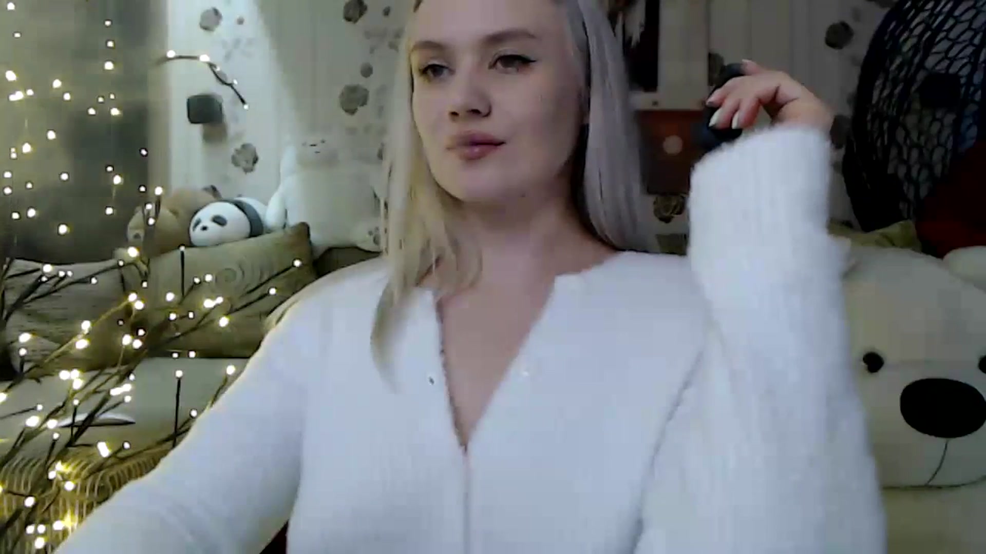 Gallery image thumbnail from RoomOfBears's myfreecams stream on, 12/27/2023, 12:23 image 4 of 20
