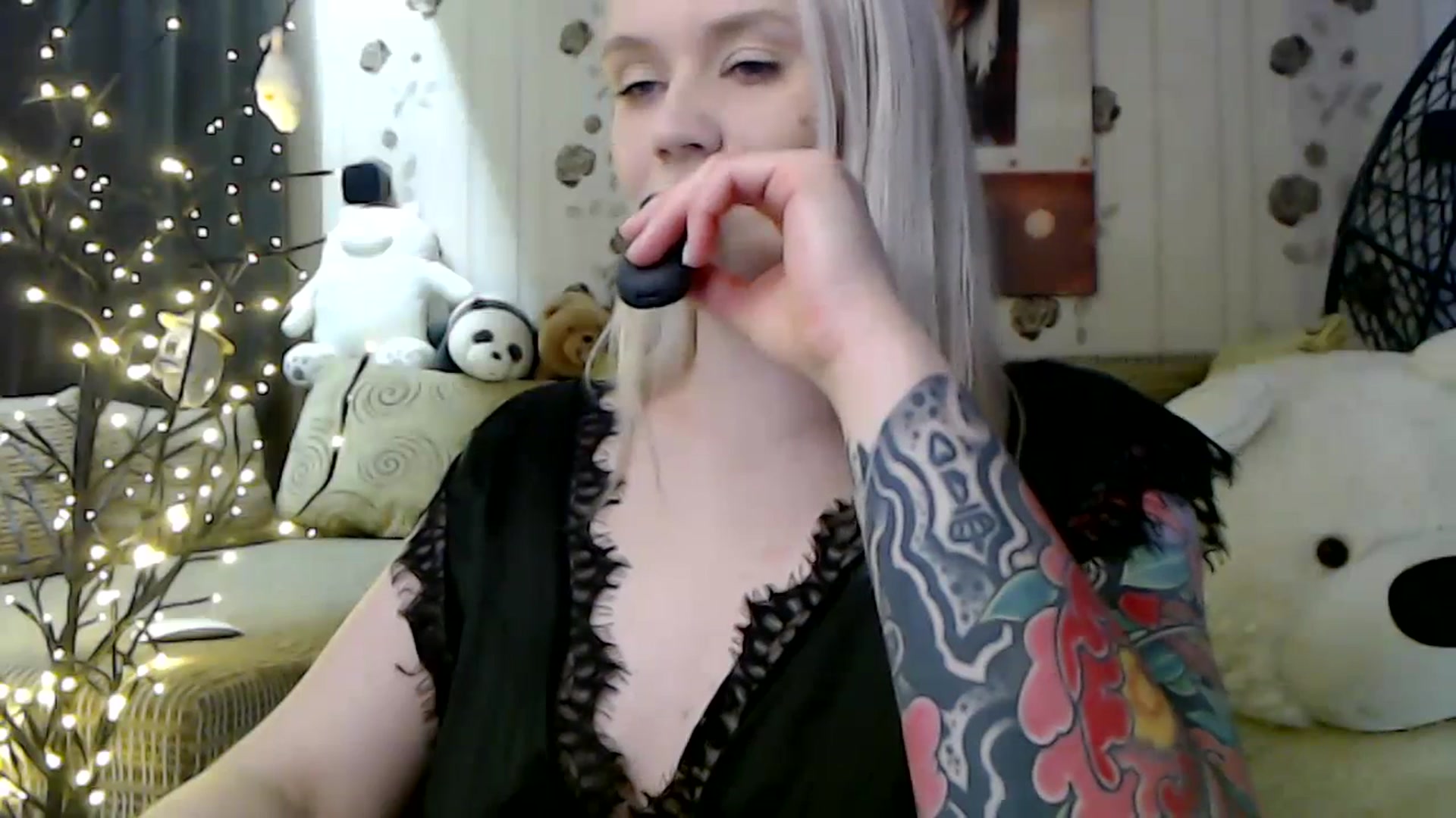 Gallery image thumbnail from RoomOfBears's myfreecams stream on, 01/06/2024, 15:41 image 7 of 20