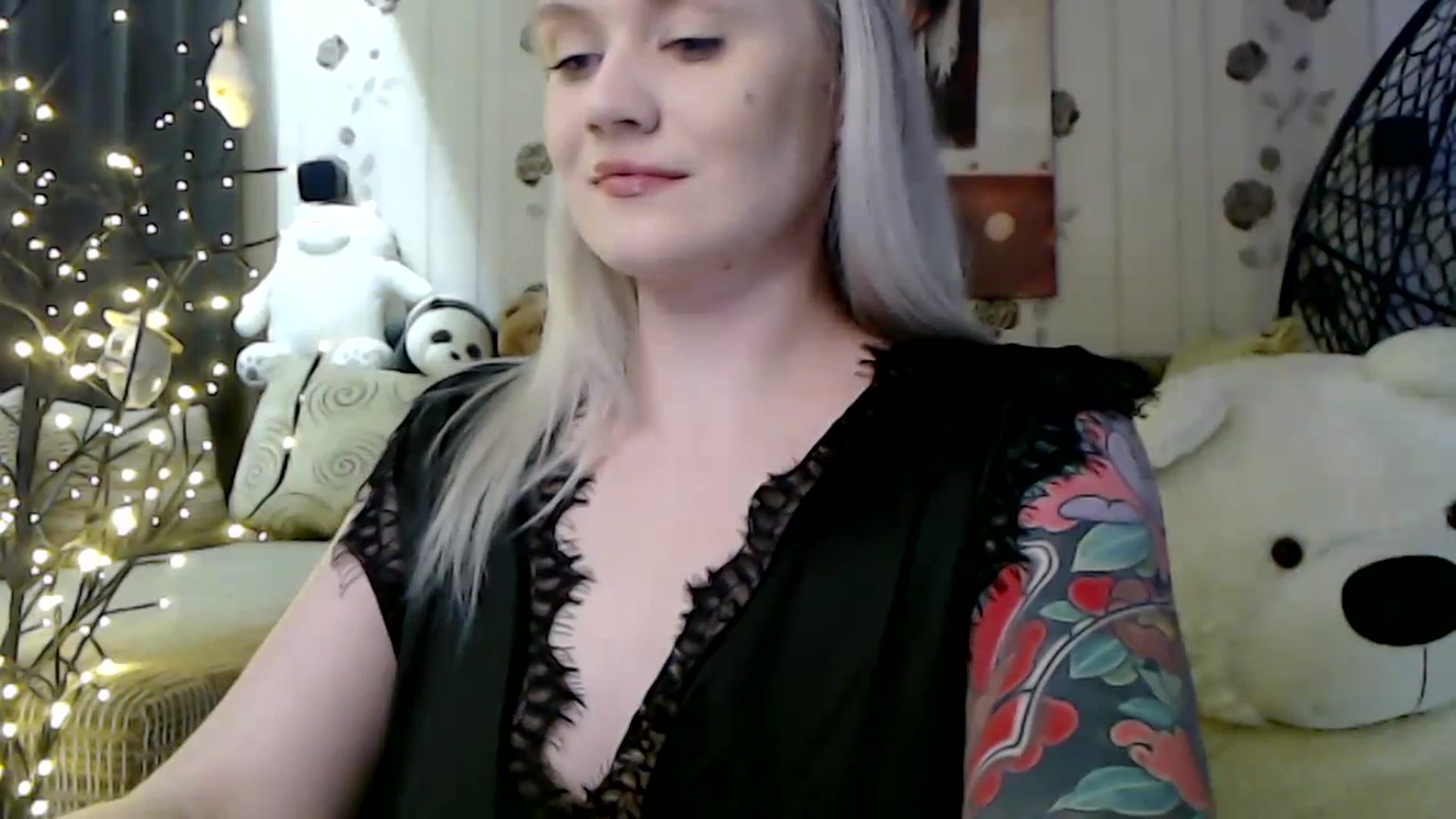 Gallery image thumbnail from RoomOfBears's myfreecams stream on, 01/06/2024, 15:41 image 2 of 20