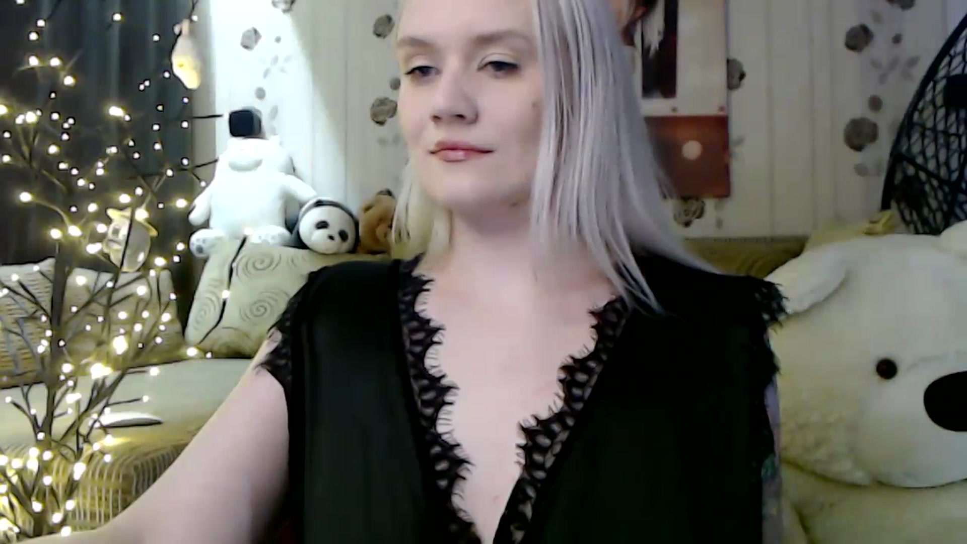 Gallery image thumbnail from RoomOfBears's myfreecams stream on, 01/06/2024, 15:41 image 10 of 20