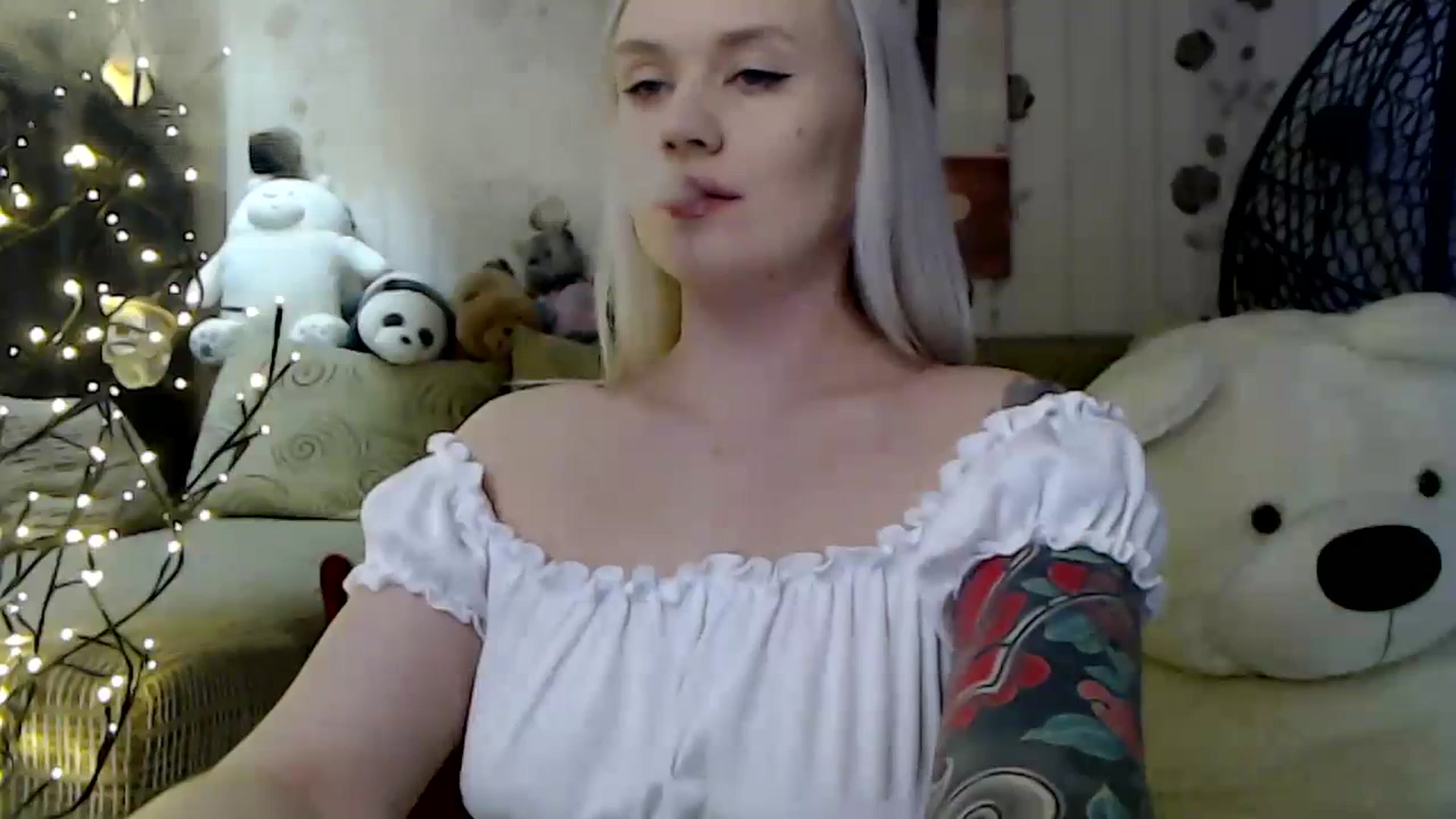 Gallery image thumbnail from RoomOfBears's myfreecams stream on, 01/09/2024, 17:06 image 4 of 20