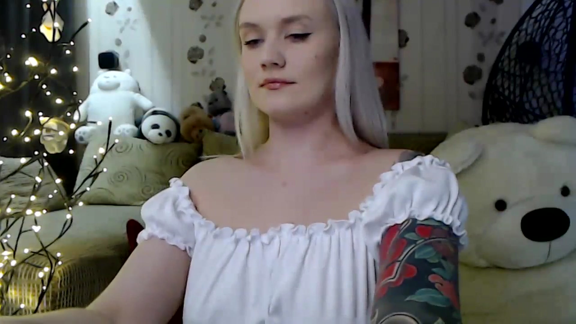Gallery image thumbnail from RoomOfBears's myfreecams stream on, 01/09/2024, 17:06 image 7 of 20