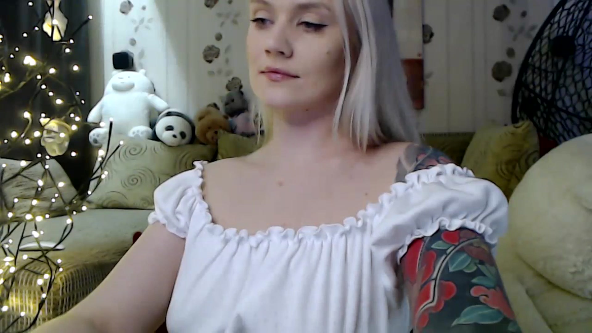 Gallery image thumbnail from RoomOfBears's myfreecams stream on, 01/09/2024, 18:25 image 15 of 20