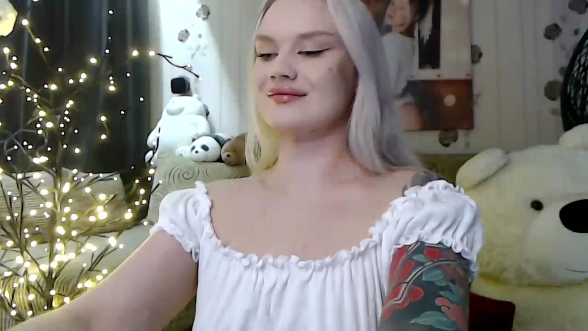 Gallery image thumbnail from RoomOfBears's myfreecams stream on, 01/27/2024, 16:58 image 1 of 20