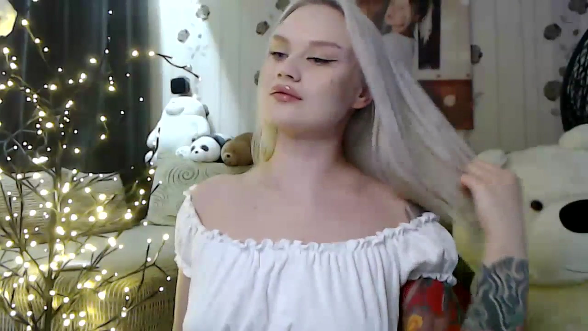 Gallery image thumbnail from RoomOfBears's myfreecams stream on, 01/27/2024, 16:58 image 2 of 20