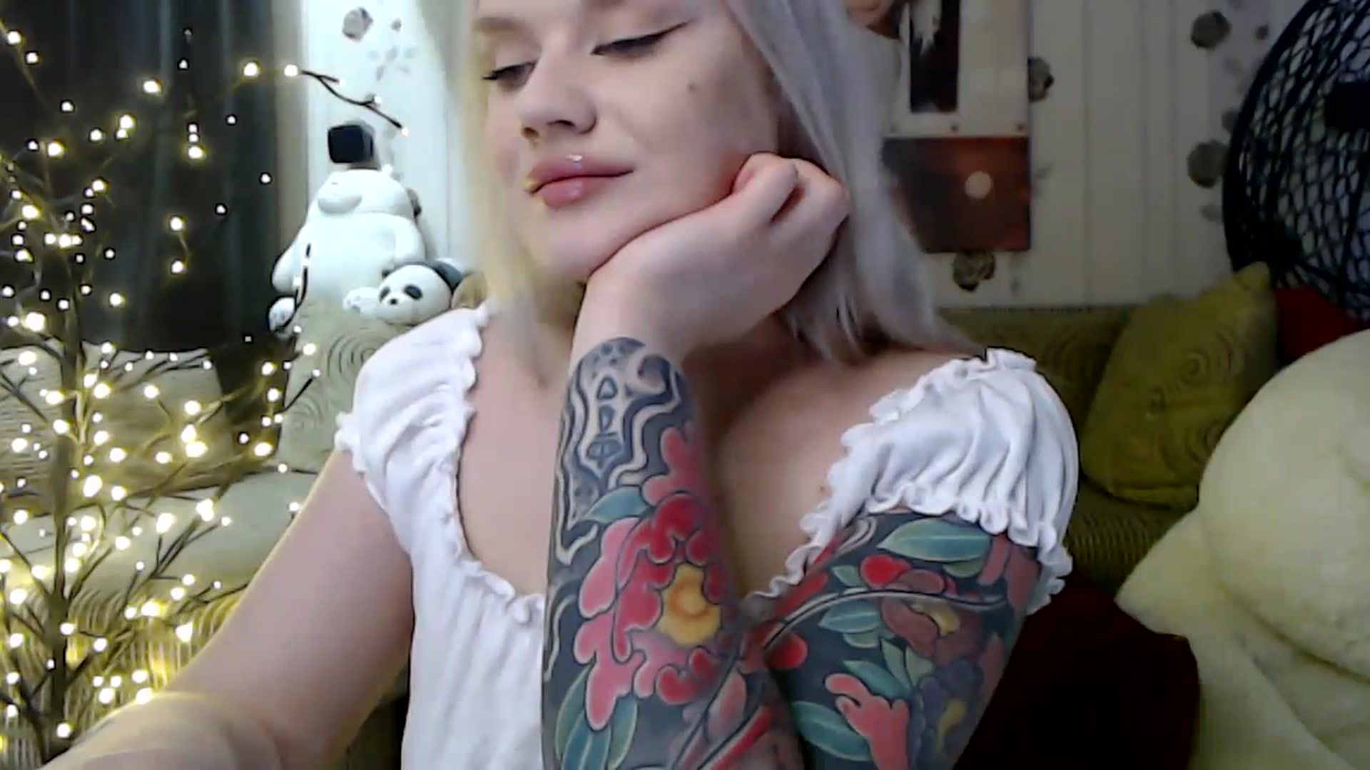 Gallery image thumbnail from RoomOfBears's myfreecams stream on, 01/27/2024, 18:08 image 10 of 20