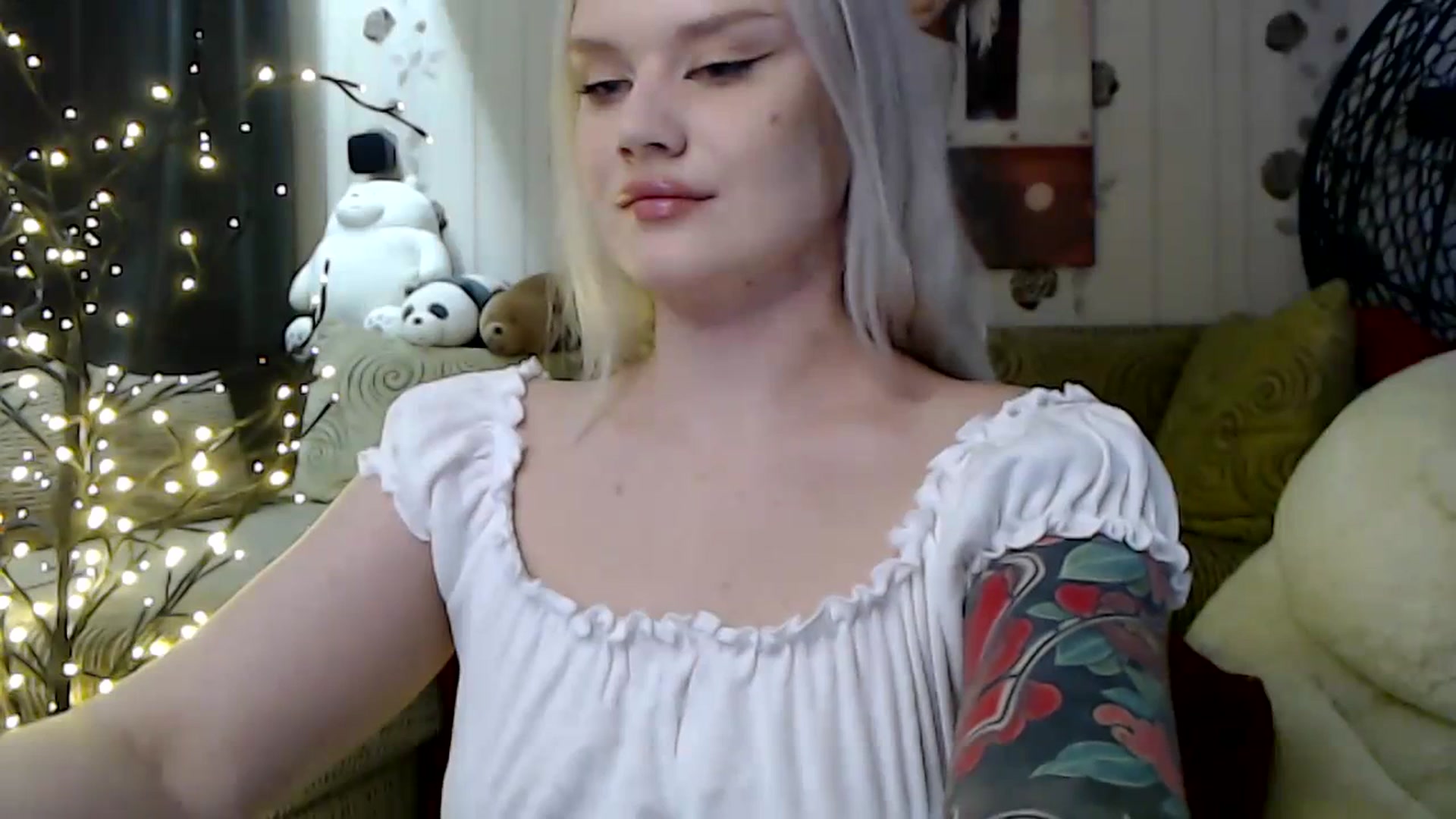 Gallery image thumbnail from RoomOfBears's myfreecams stream on, 01/27/2024, 18:08 image 13 of 20