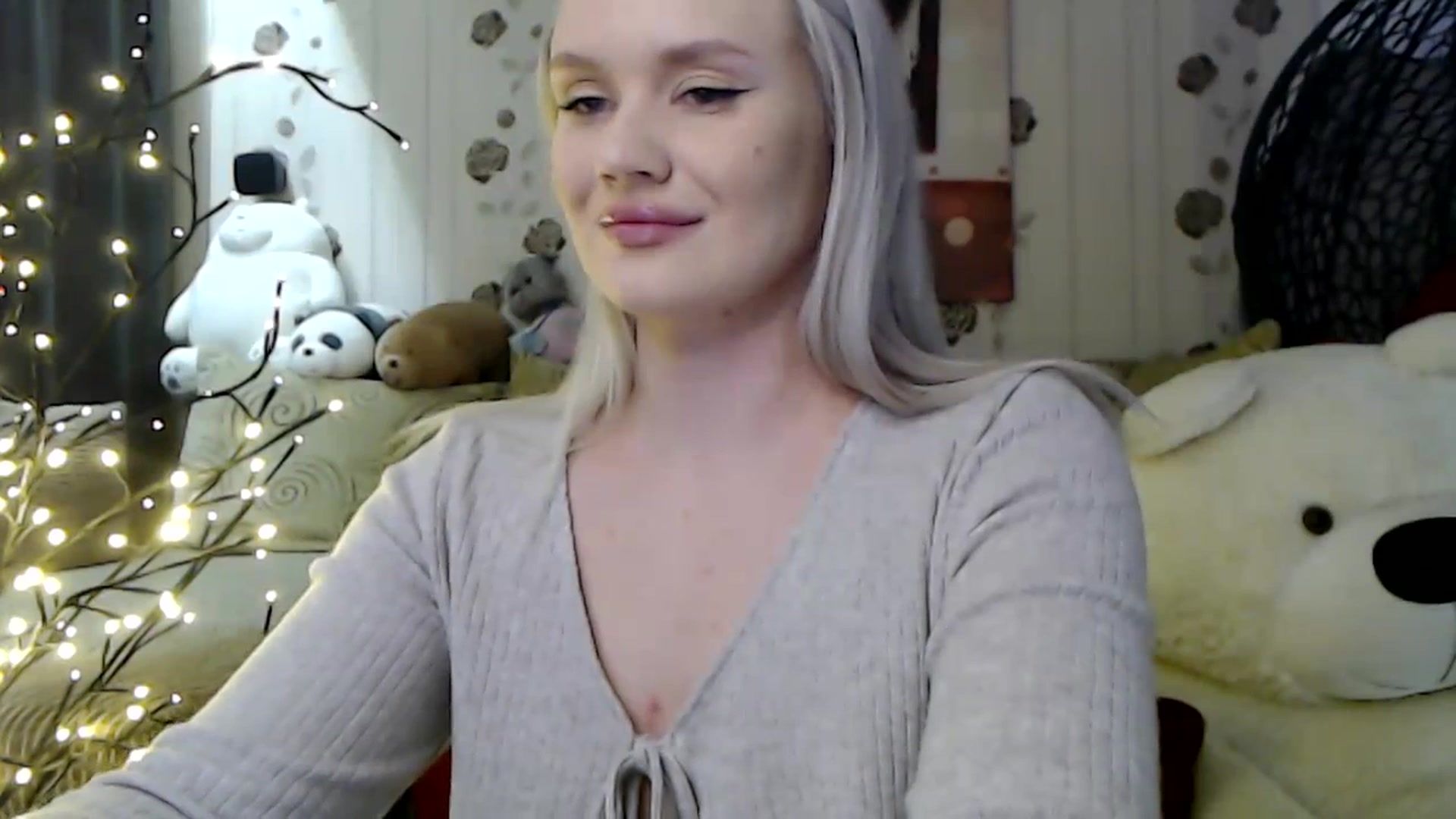 Gallery image thumbnail from RoomOfBears's myfreecams stream on, 01/30/2024, 17:08 image 17 of 20