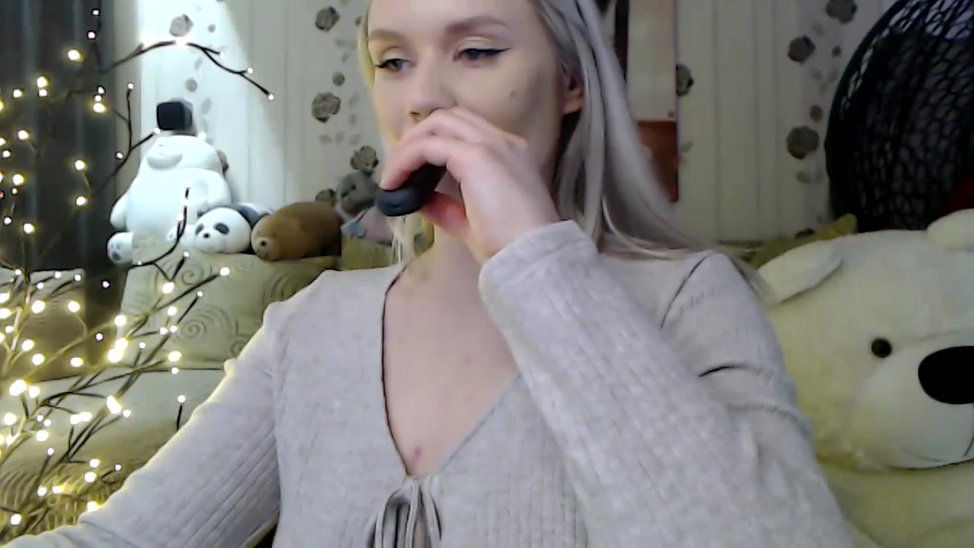 Gallery image thumbnail from RoomOfBears's myfreecams stream on, 01/30/2024, 17:08 image 20 of 20