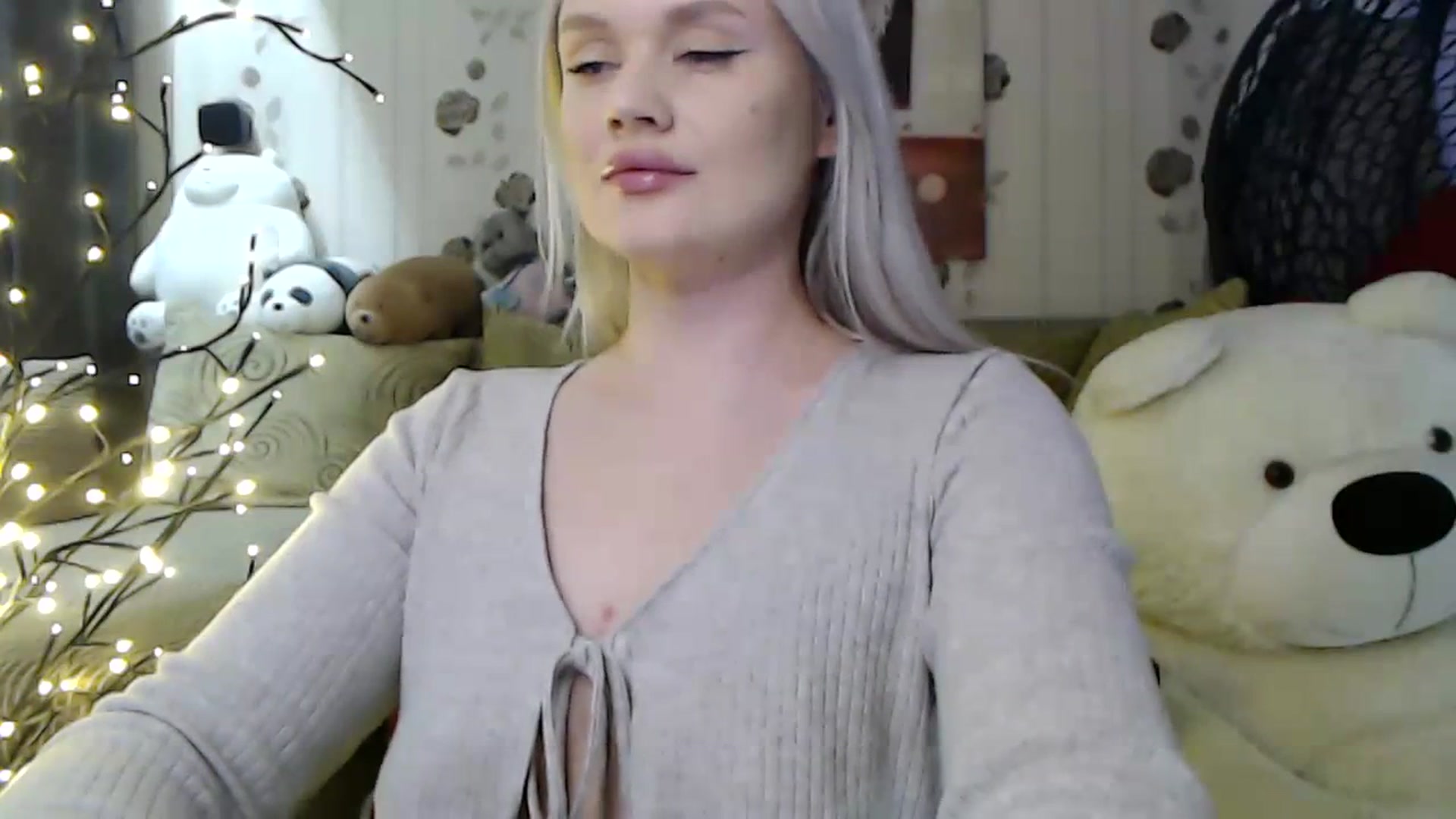 Gallery image thumbnail from RoomOfBears's myfreecams stream on, 01/30/2024, 17:08 image 11 of 20
