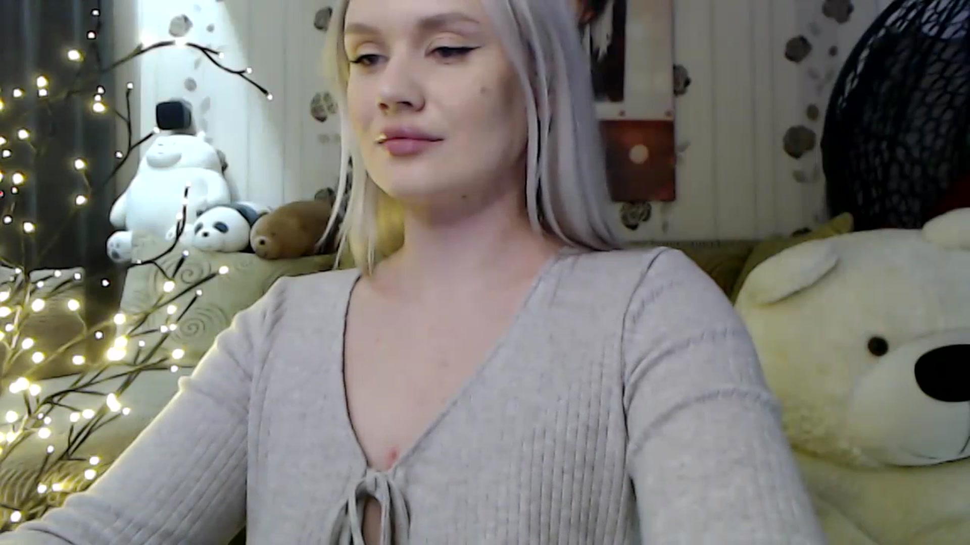 Gallery image thumbnail from RoomOfBears's myfreecams stream on, 01/30/2024, 17:08 image 16 of 20