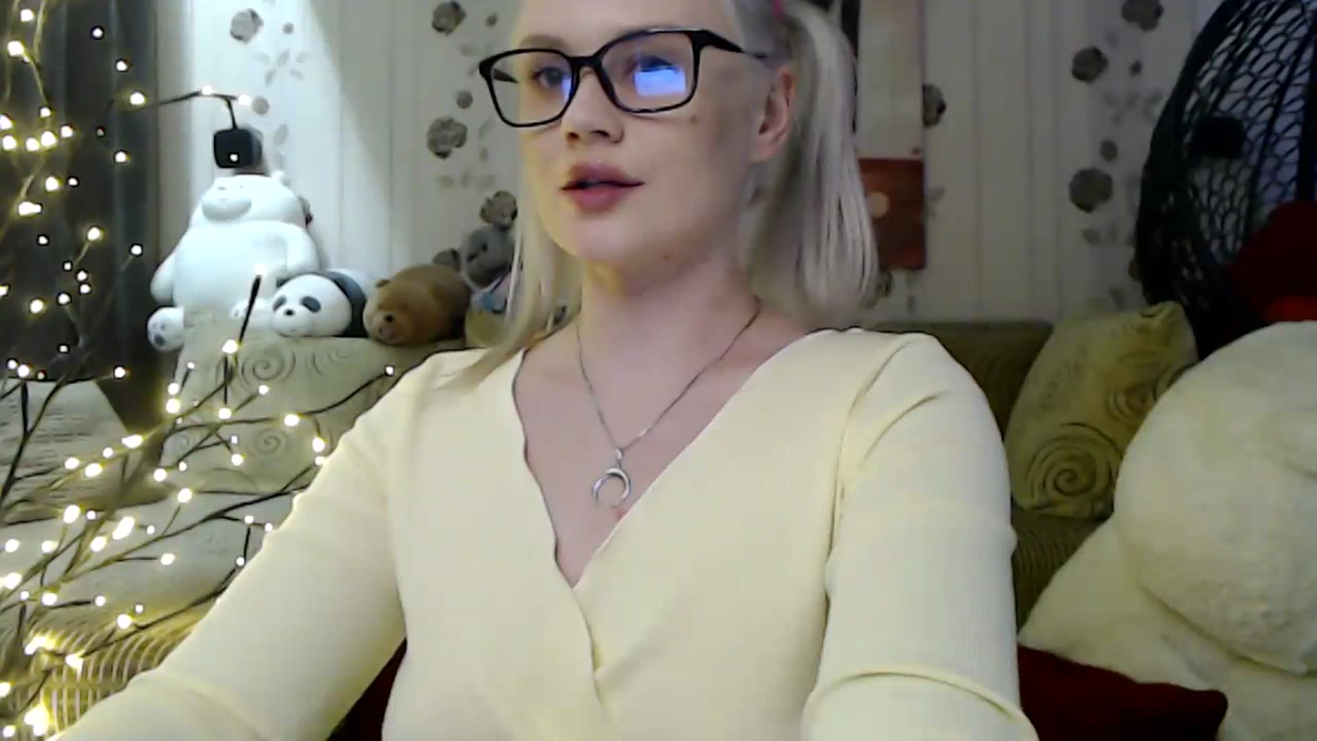 Gallery image thumbnail from RoomOfBears's myfreecams stream on, 02/08/2024, 20:07 image 8 of 20