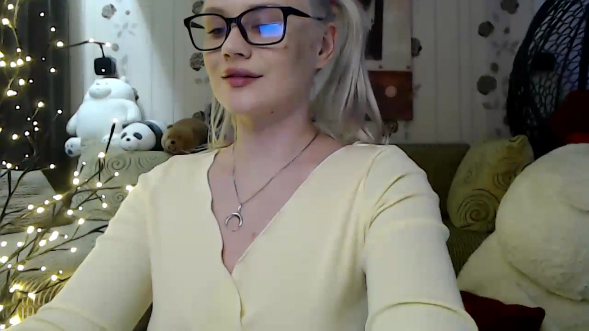 Gallery image thumbnail from RoomOfBears's myfreecams stream on, 02/08/2024, 20:07 image 19 of 20