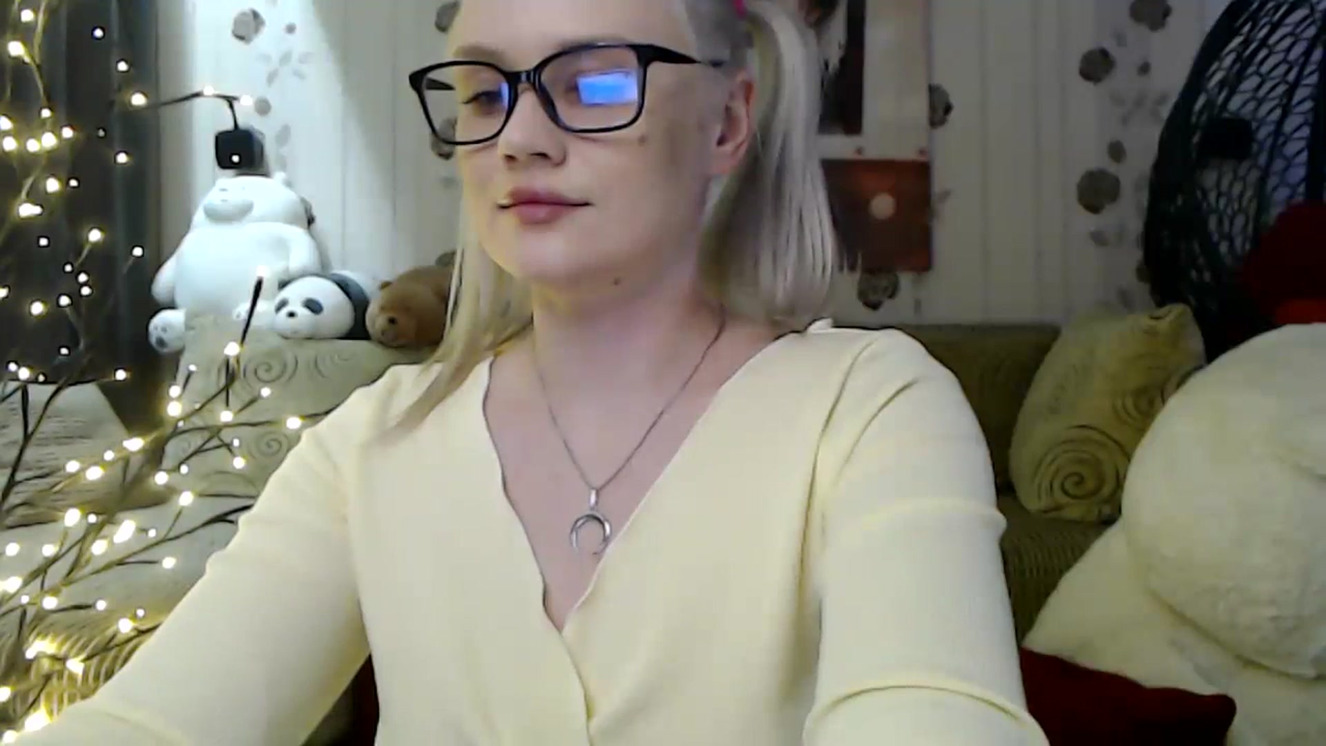 Gallery image thumbnail from RoomOfBears's myfreecams stream on, 02/08/2024, 20:07 image 5 of 20