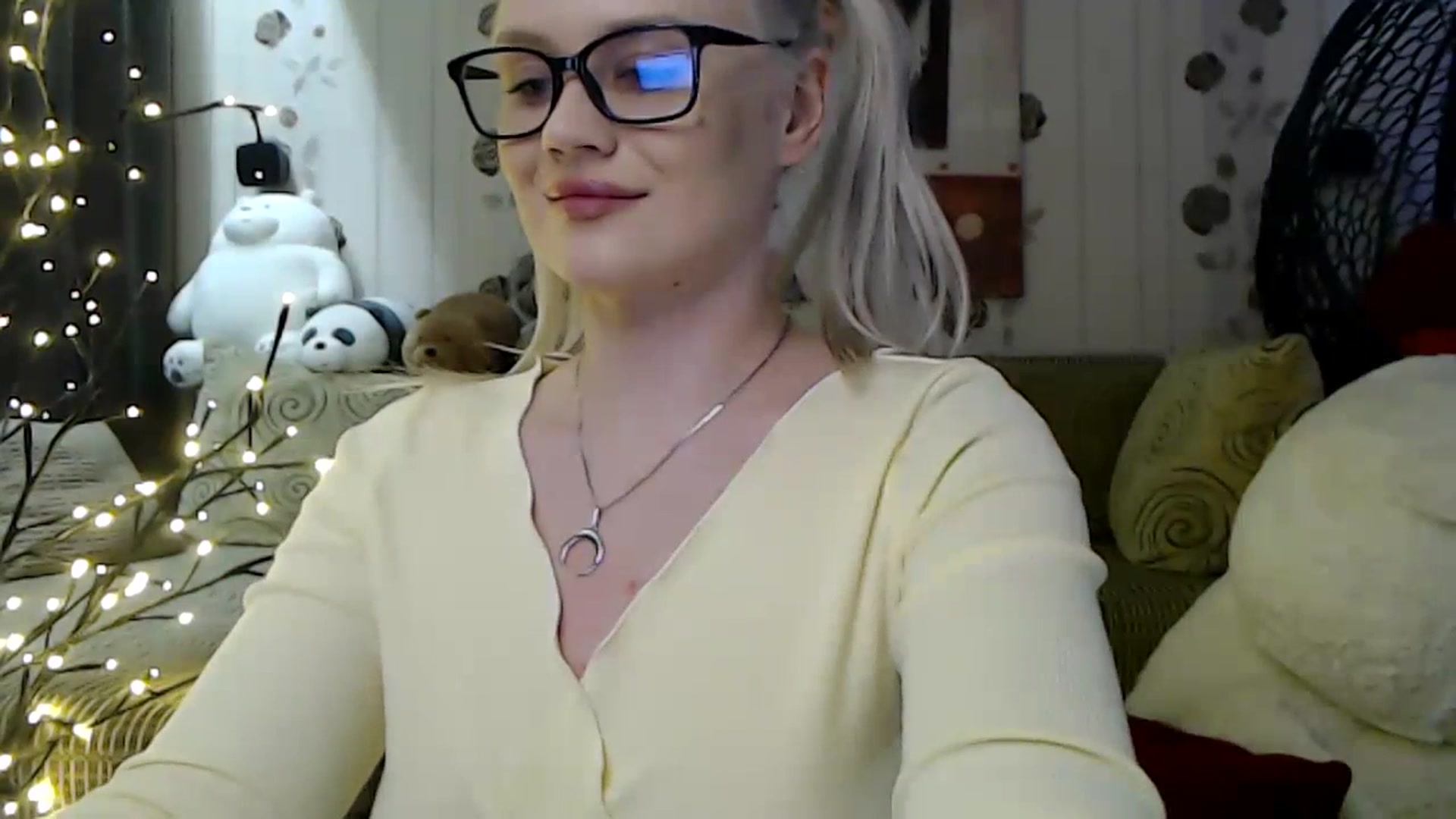 Gallery image thumbnail from RoomOfBears's myfreecams stream on, 02/08/2024, 20:07 image 16 of 20