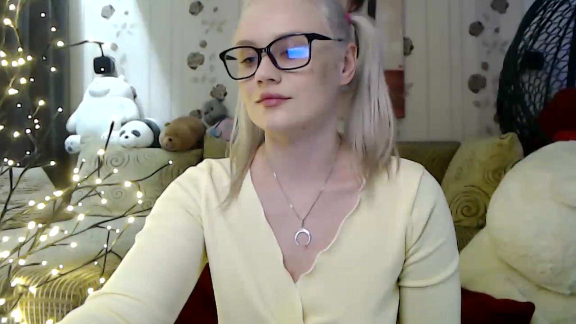 Gallery image thumbnail from RoomOfBears's myfreecams stream on, 02/08/2024, 20:07 image 11 of 20