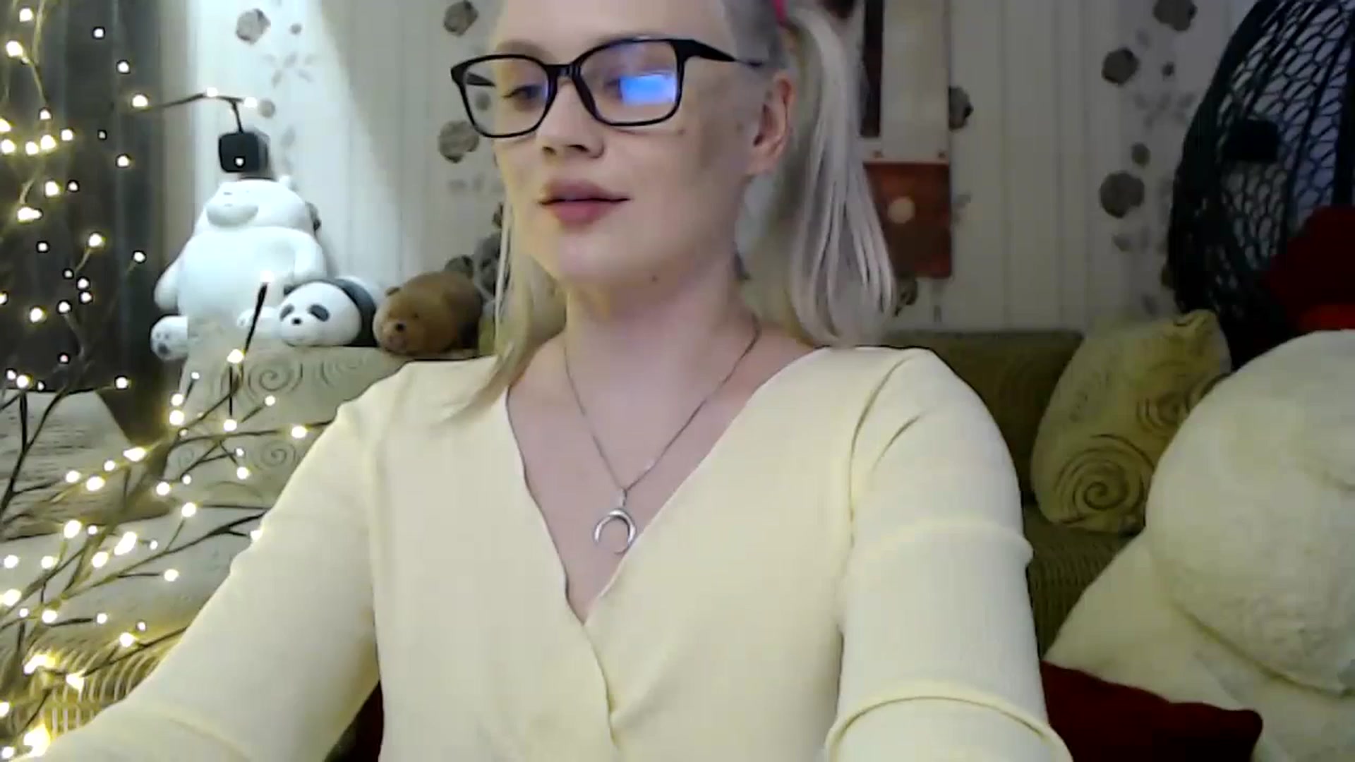 Gallery image thumbnail from RoomOfBears's myfreecams stream on, 02/08/2024, 20:07 image 1 of 20