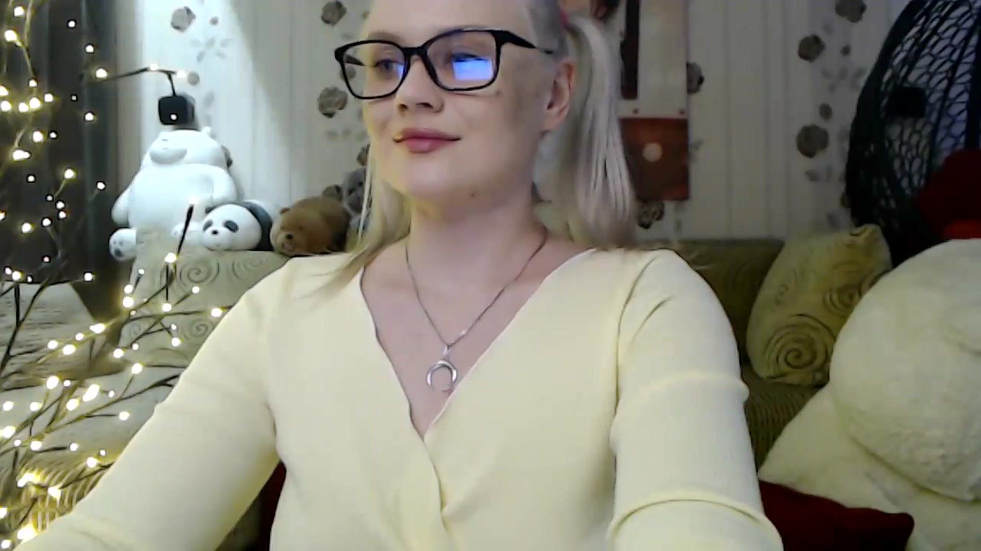Gallery image thumbnail from RoomOfBears's myfreecams stream on, 02/08/2024, 20:07 image 2 of 20
