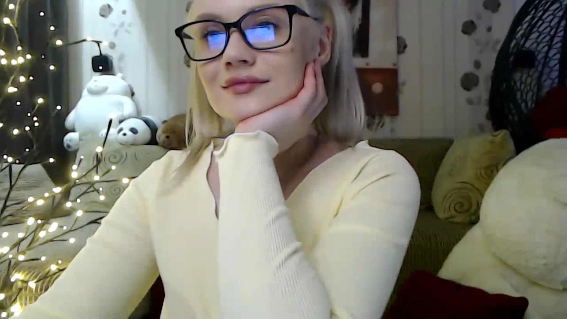 Gallery image thumbnail from RoomOfBears's myfreecams stream on, 02/08/2024, 20:07 image 4 of 20