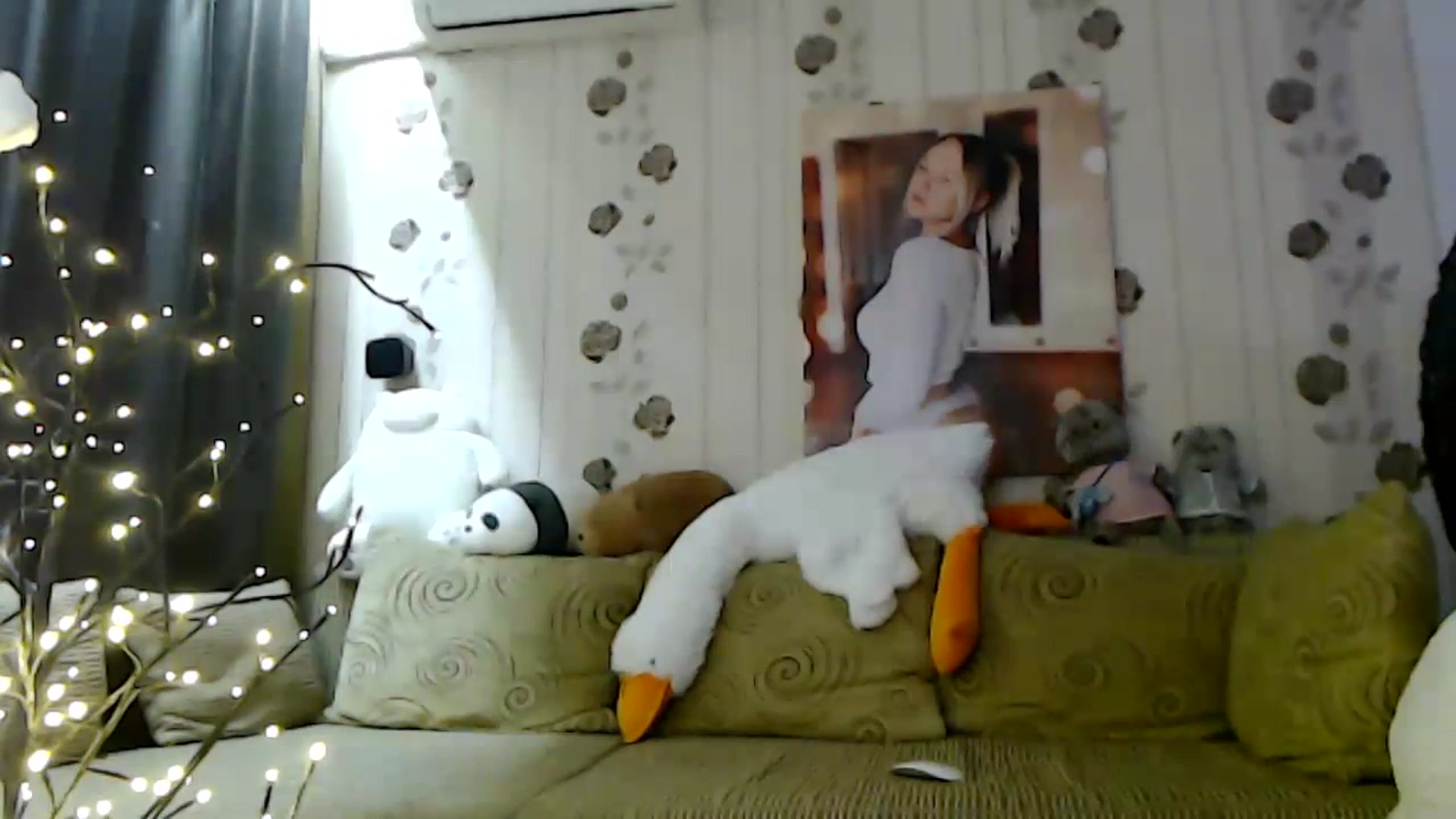 Gallery image thumbnail from RoomOfBears's myfreecams stream on, 03/15/2024, 20:42 image 16 of 20