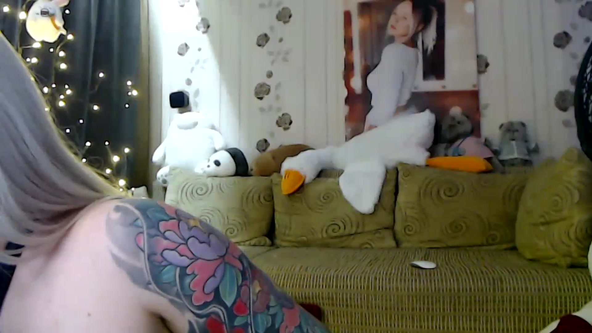 Gallery image thumbnail from RoomOfBears's myfreecams stream on, 03/20/2024, 17:20 image 7 of 20
