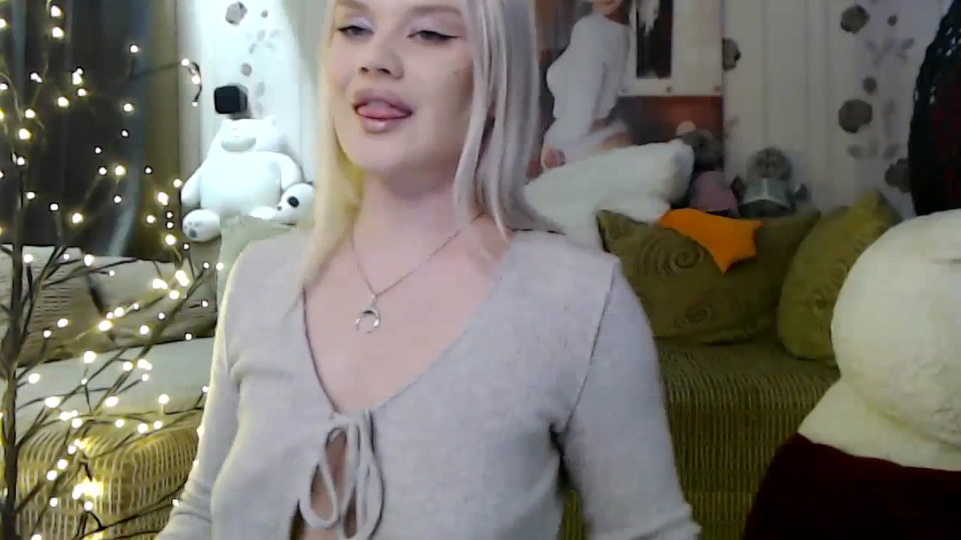 Gallery image thumbnail from RoomOfBears's myfreecams stream on, 03/23/2024, 18:07 image 18 of 20