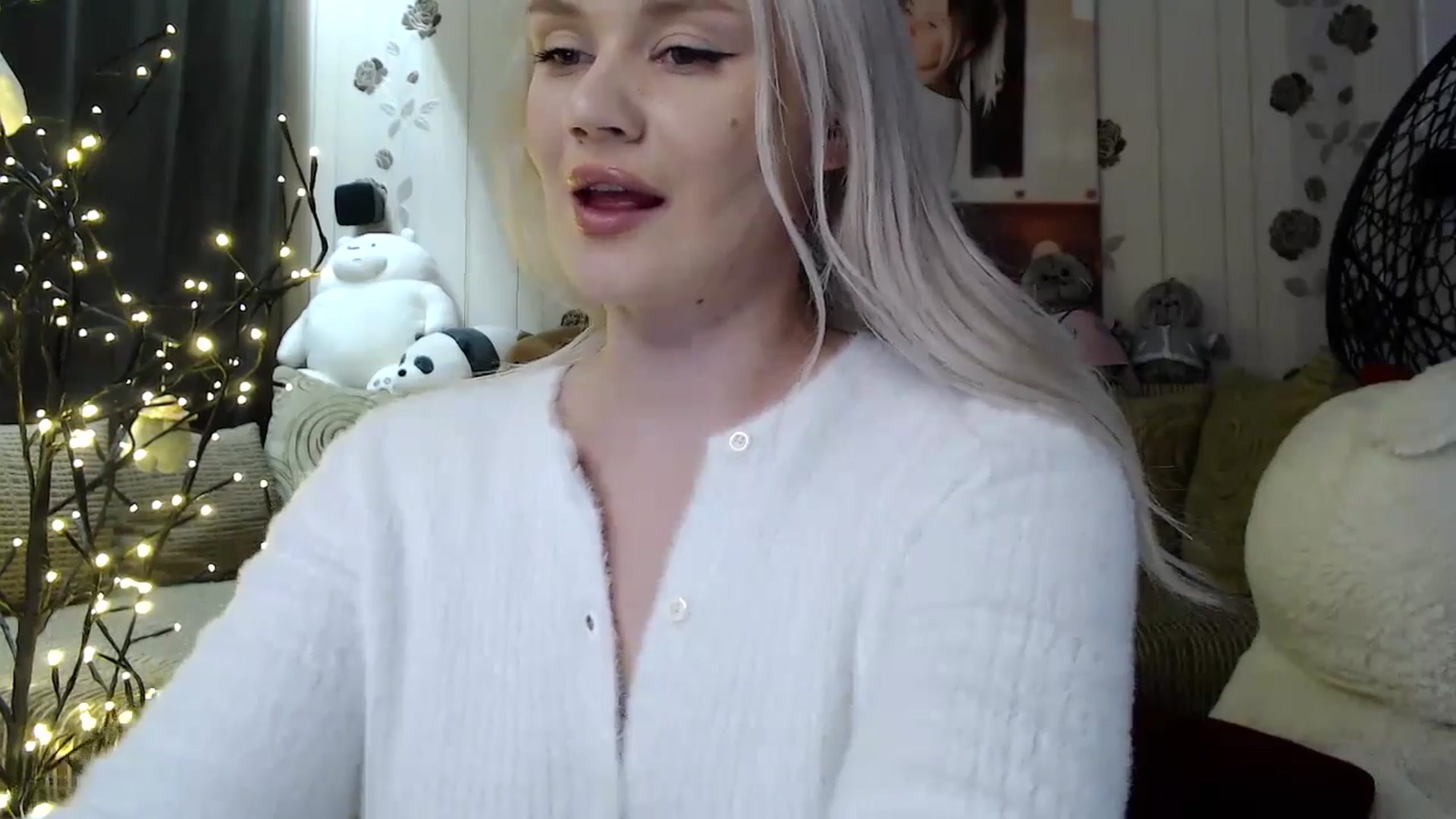 Gallery image thumbnail from RoomOfBears's myfreecams stream on, 04/26/2024, 17:33 image 7 of 20