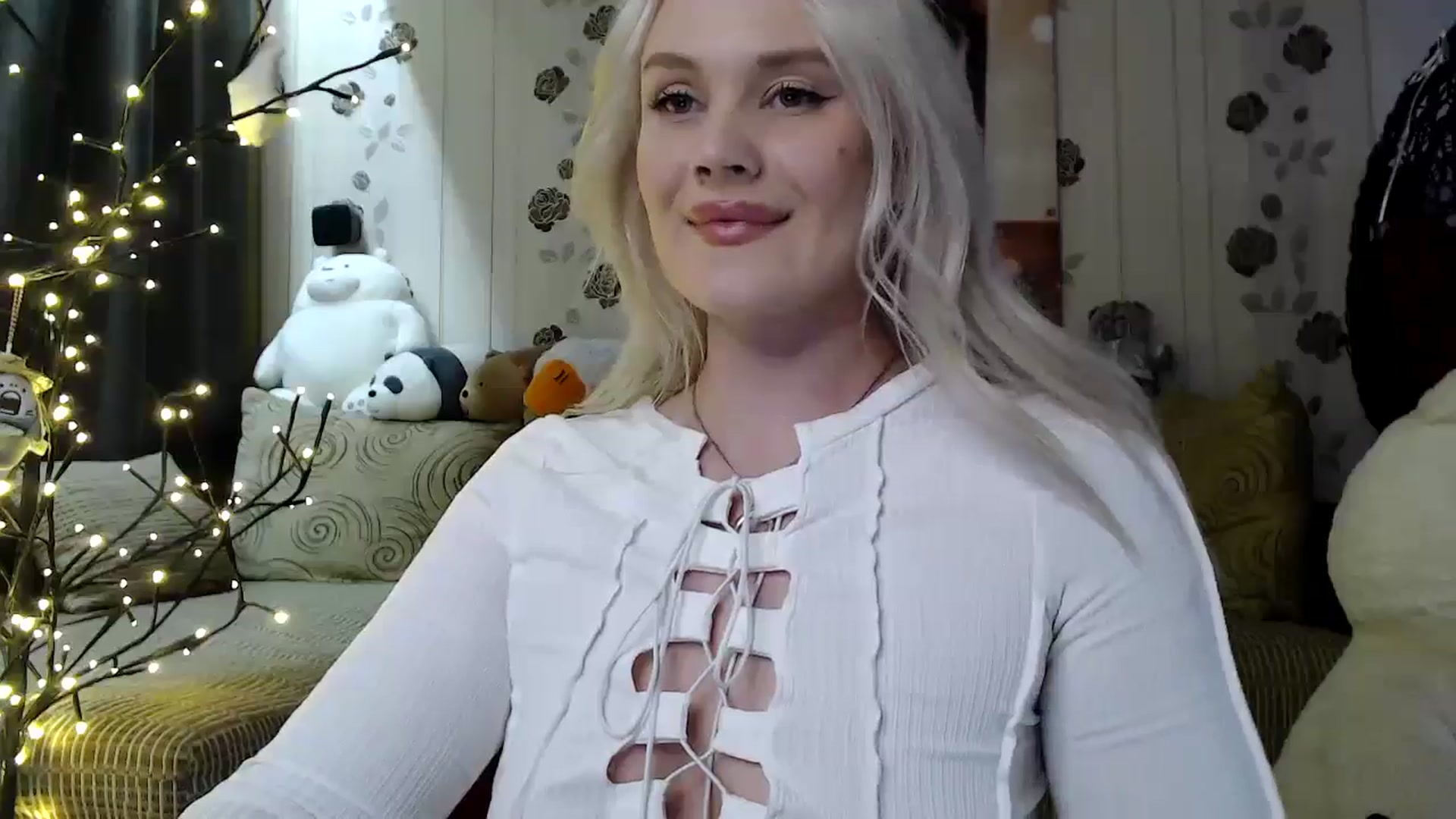 Gallery image thumbnail from RoomOfBears's myfreecams stream on, 05/12/2024, 16:58 image 19 of 20