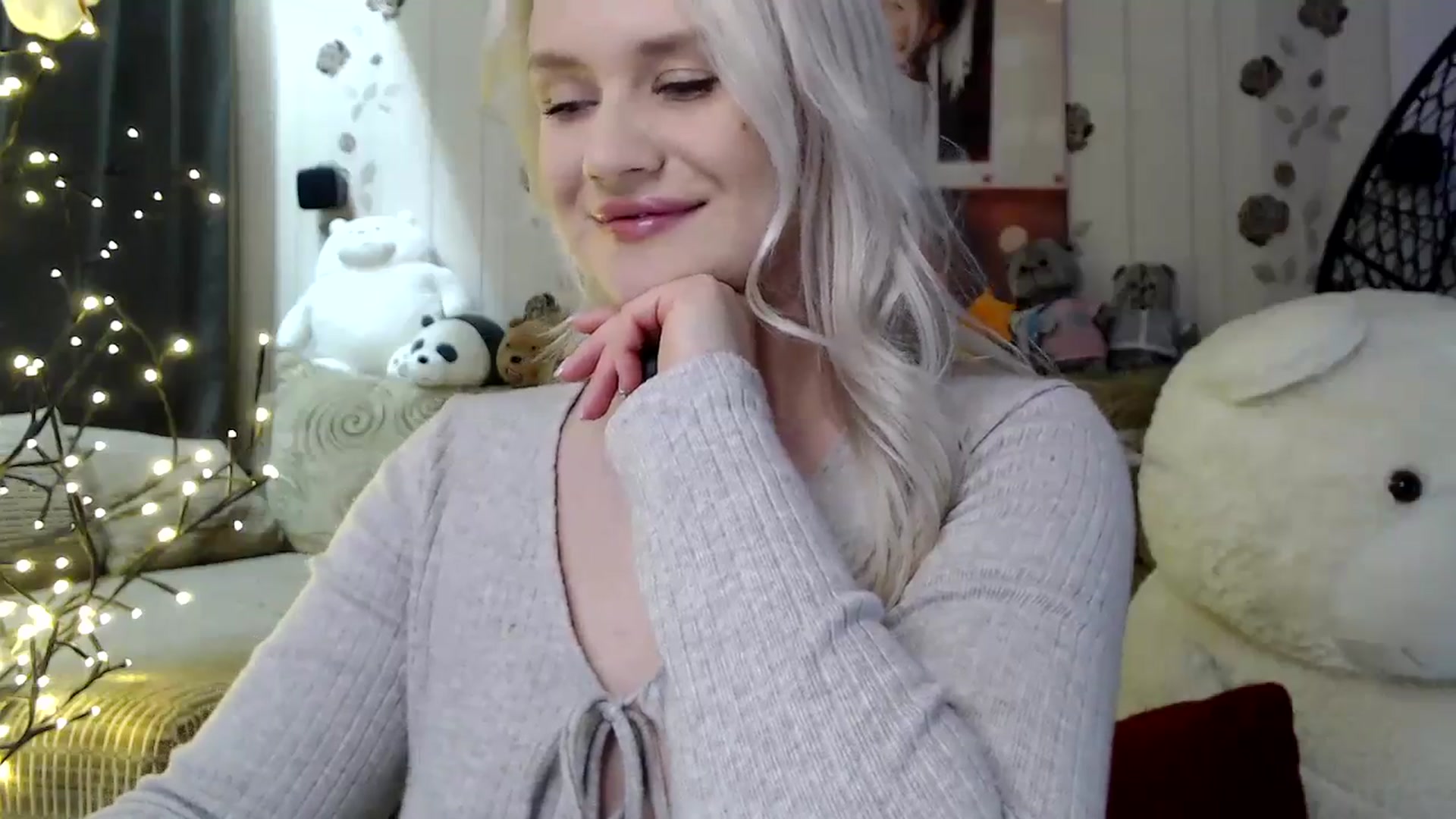 Gallery image thumbnail from RoomOfBears's myfreecams stream on, 05/21/2024, 15:51 image 19 of 20