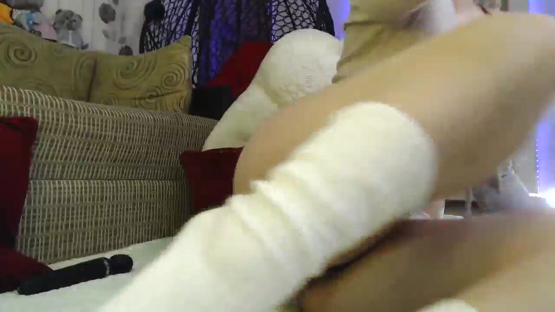 Gallery image thumbnail from RoomOfBears's myfreecams stream on, 05/21/2024, 15:51 image 6 of 20